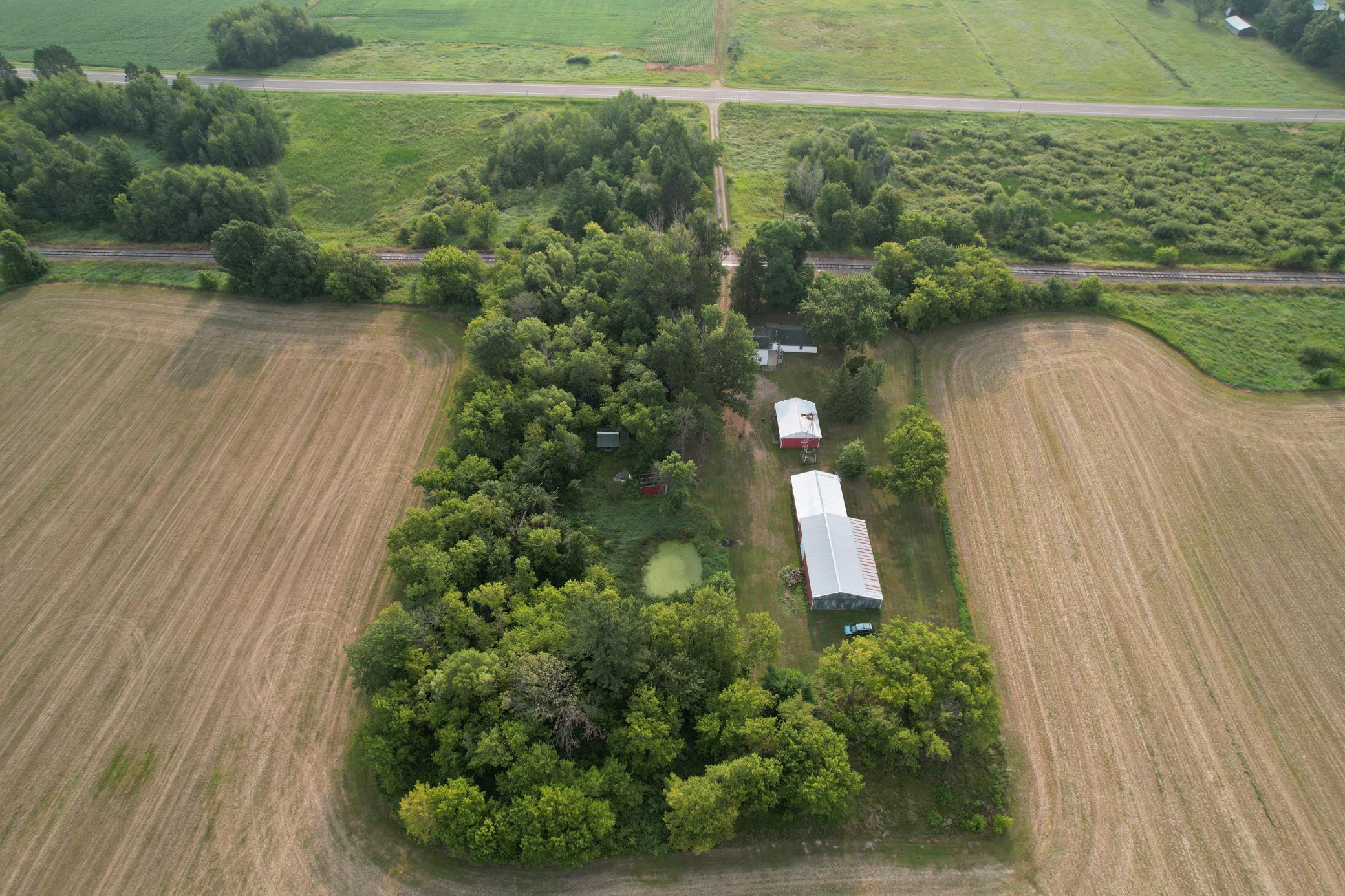 54592 Forest Boulevard Property Photo 47