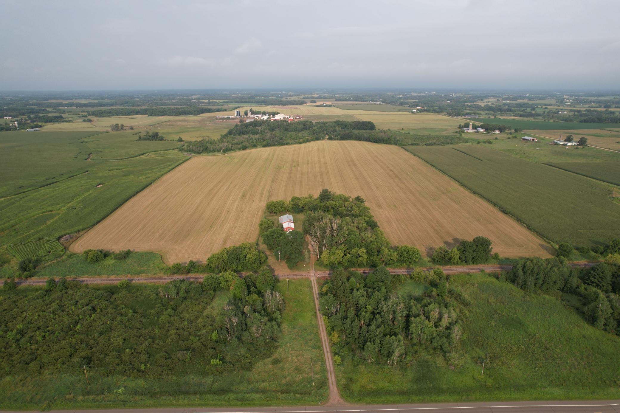 54592 Forest Boulevard Property Photo 48