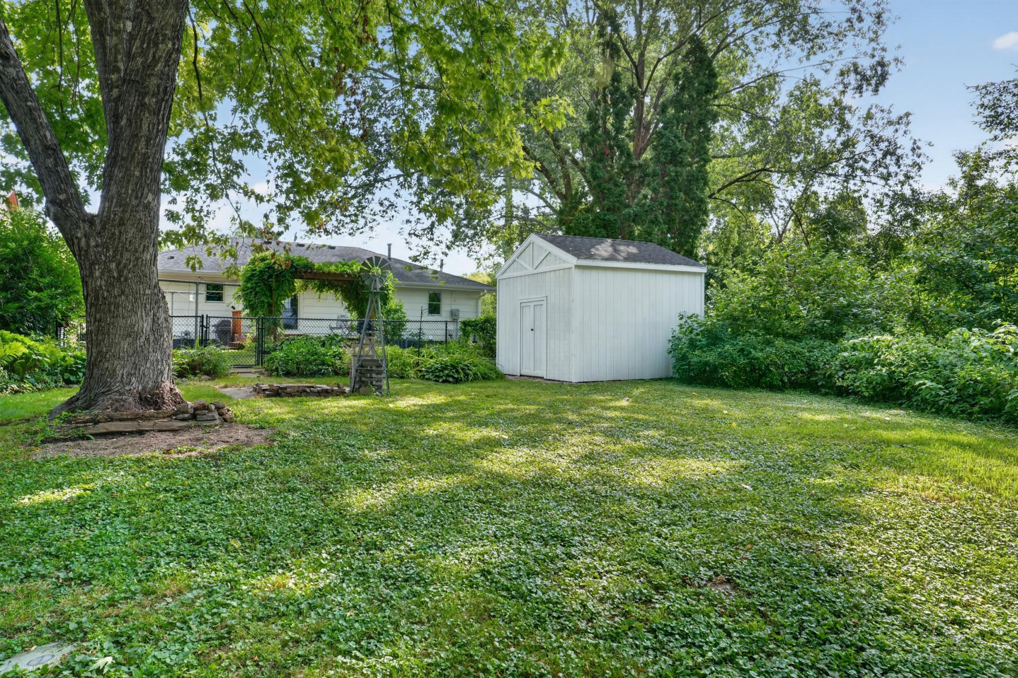 507 N Maple Street Property Photo 20