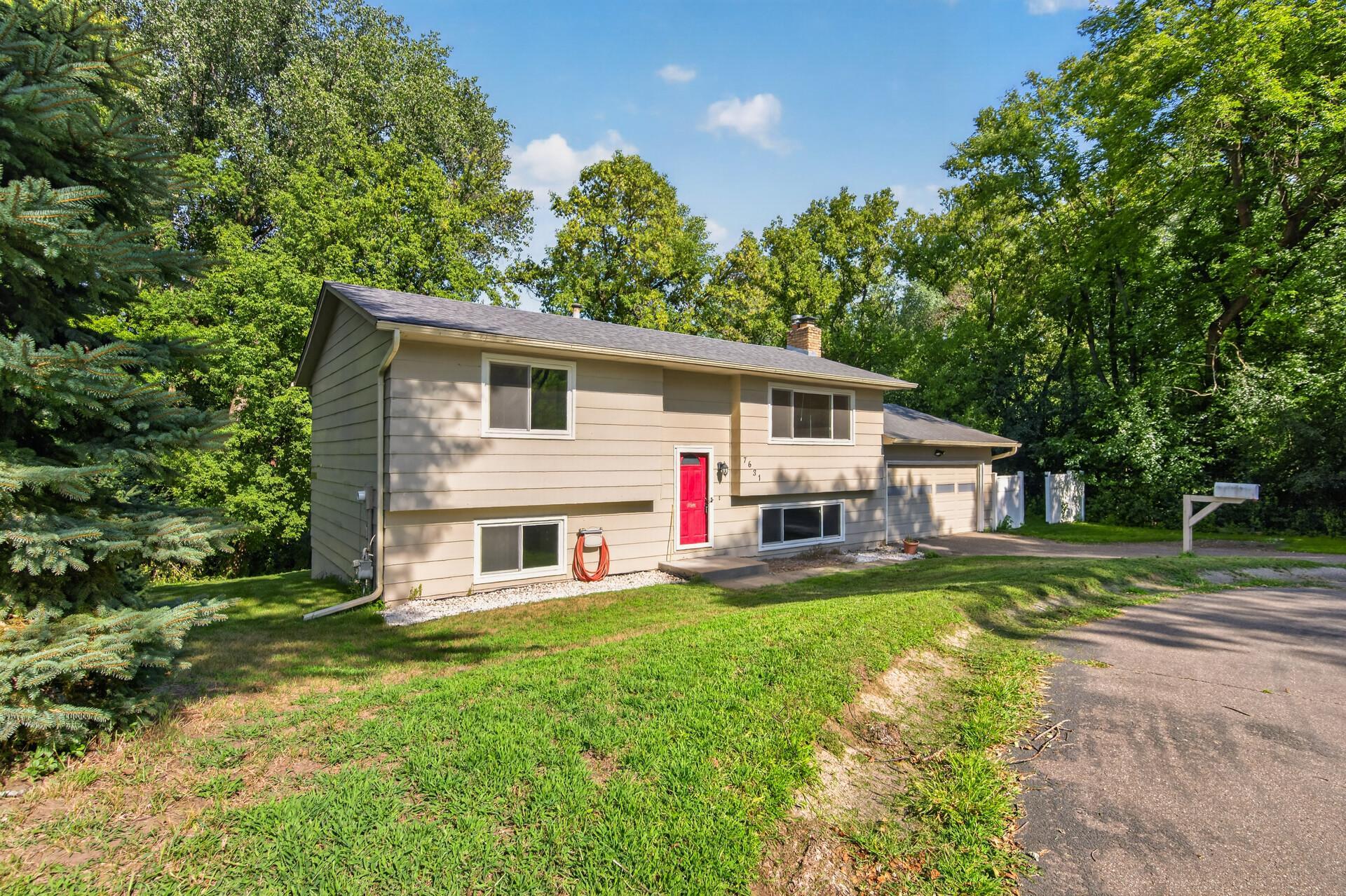 7631 Ontario Boulevard Property Photo 1