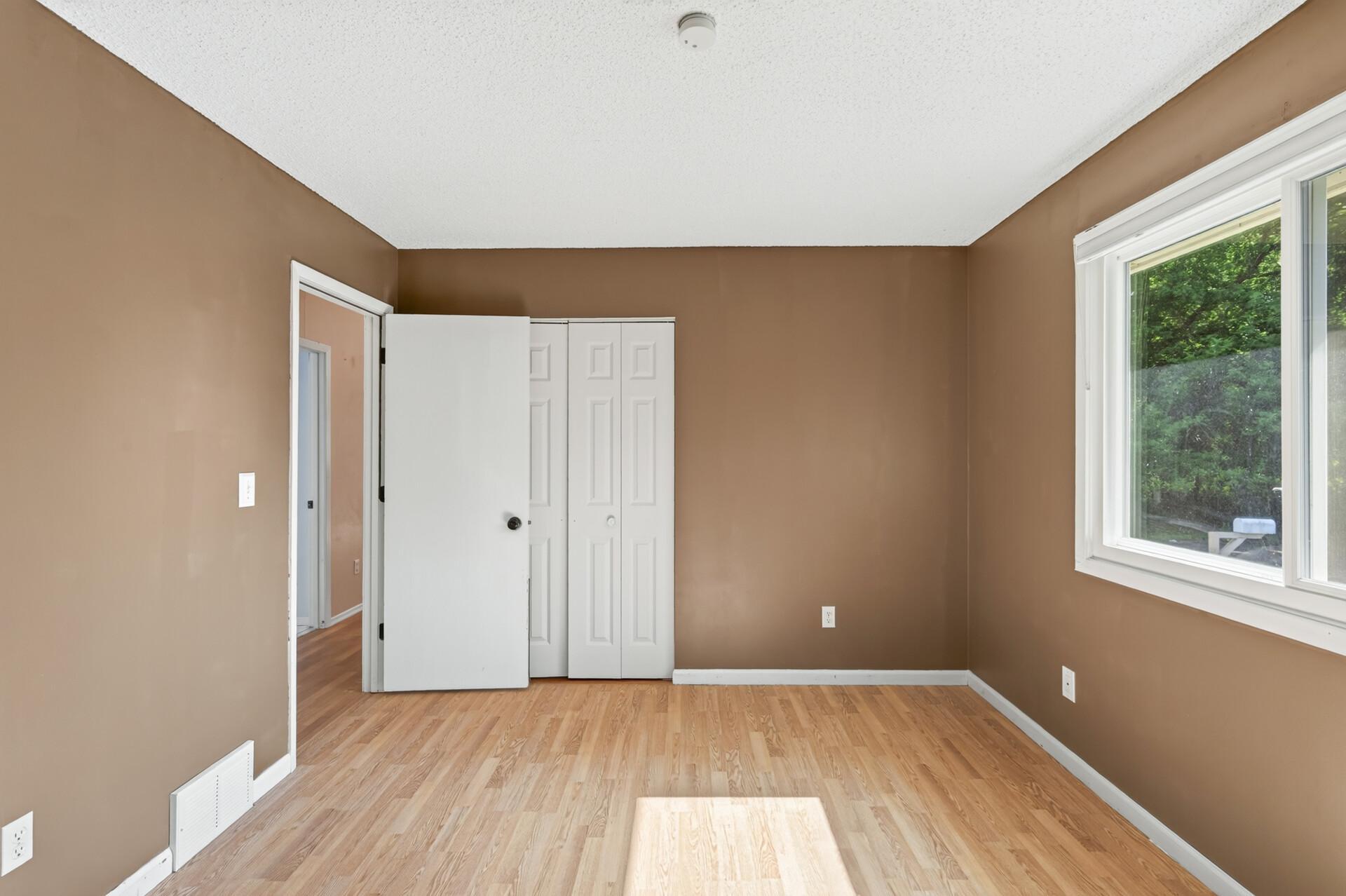 7631 Ontario Boulevard Property Photo 15