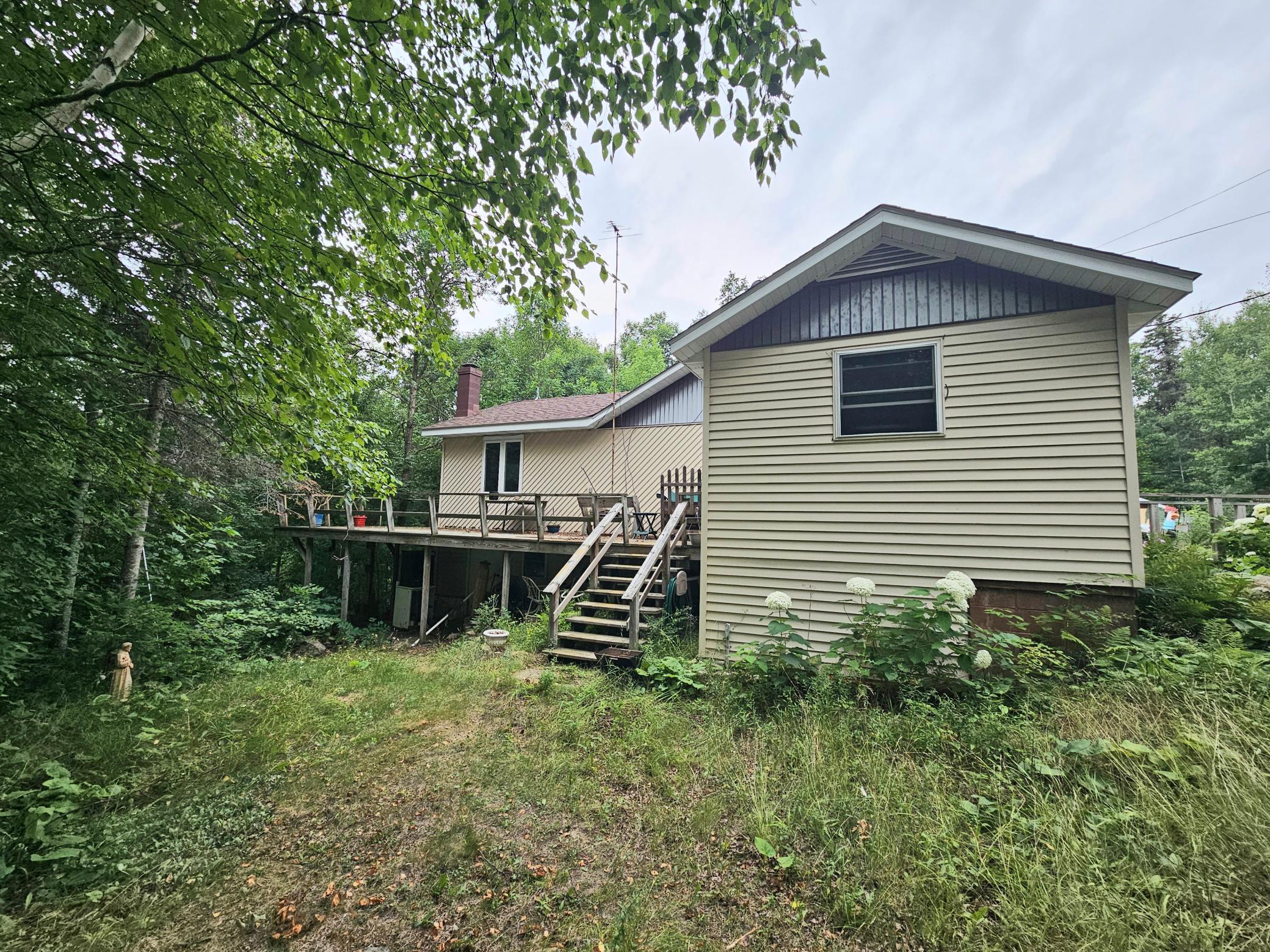 3306 Breezy Point Road Property Photo 2
