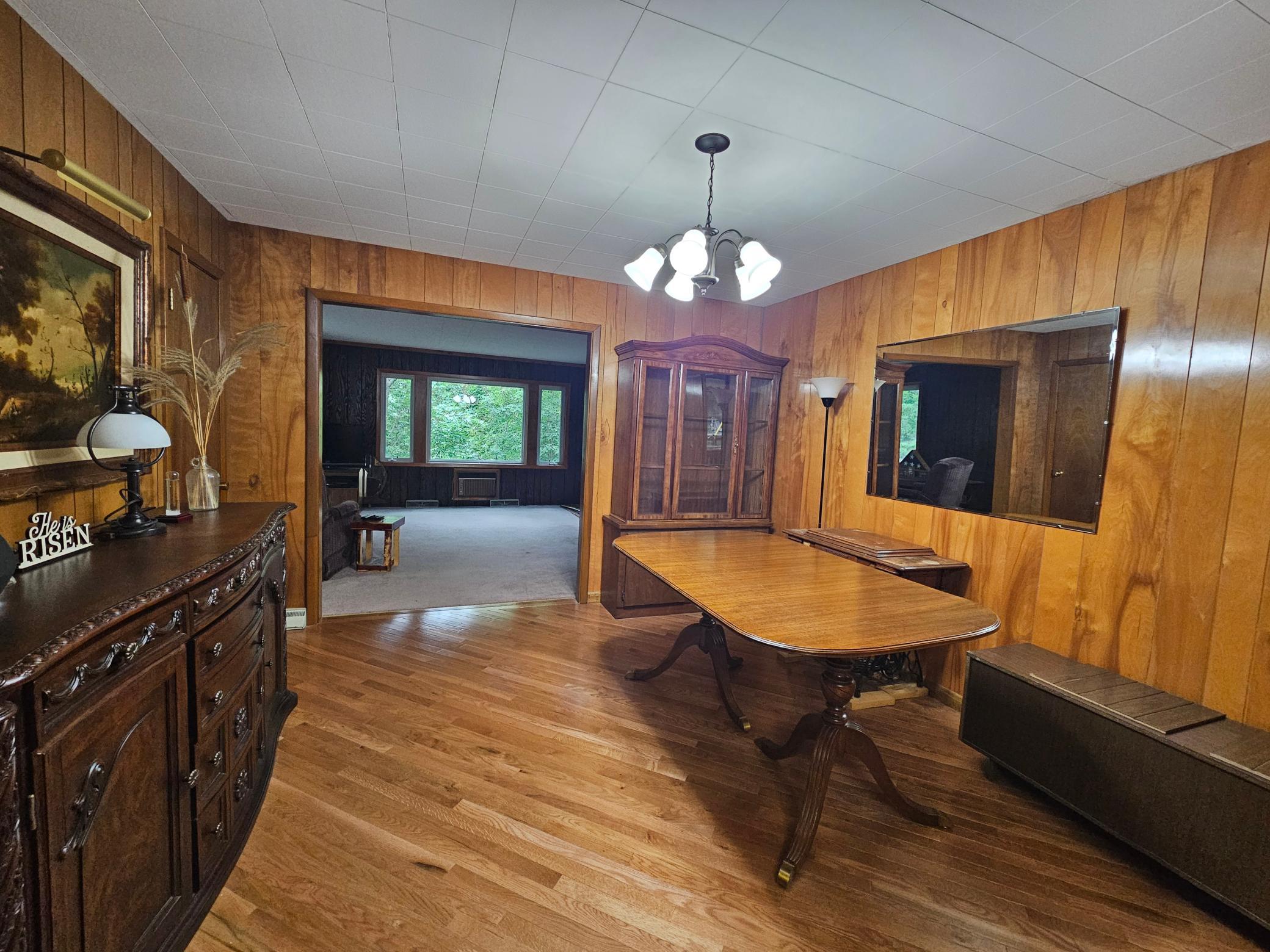 3306 Breezy Point Road Property Photo 9