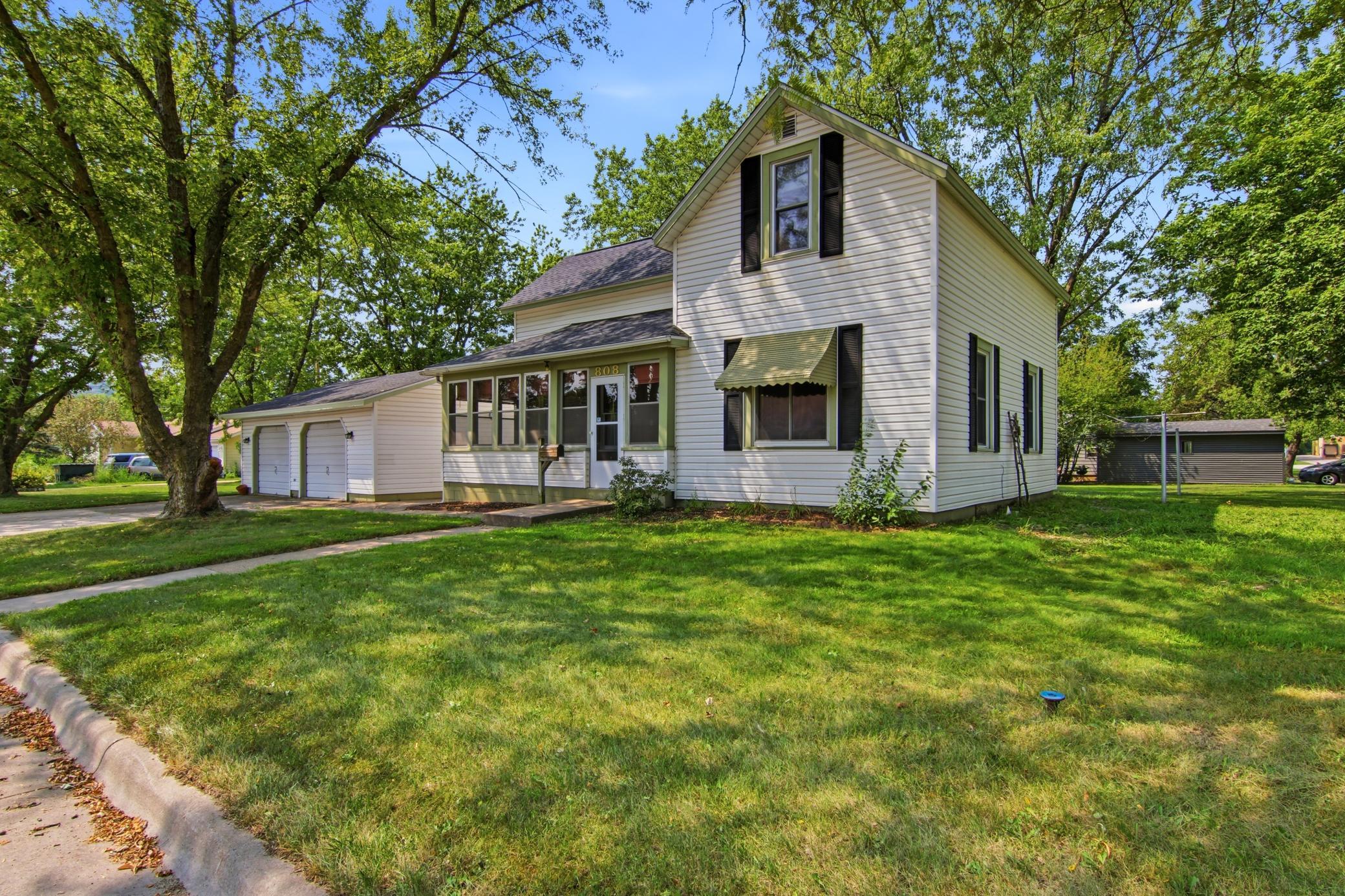 808 Bailey Avenue Property Photo 1