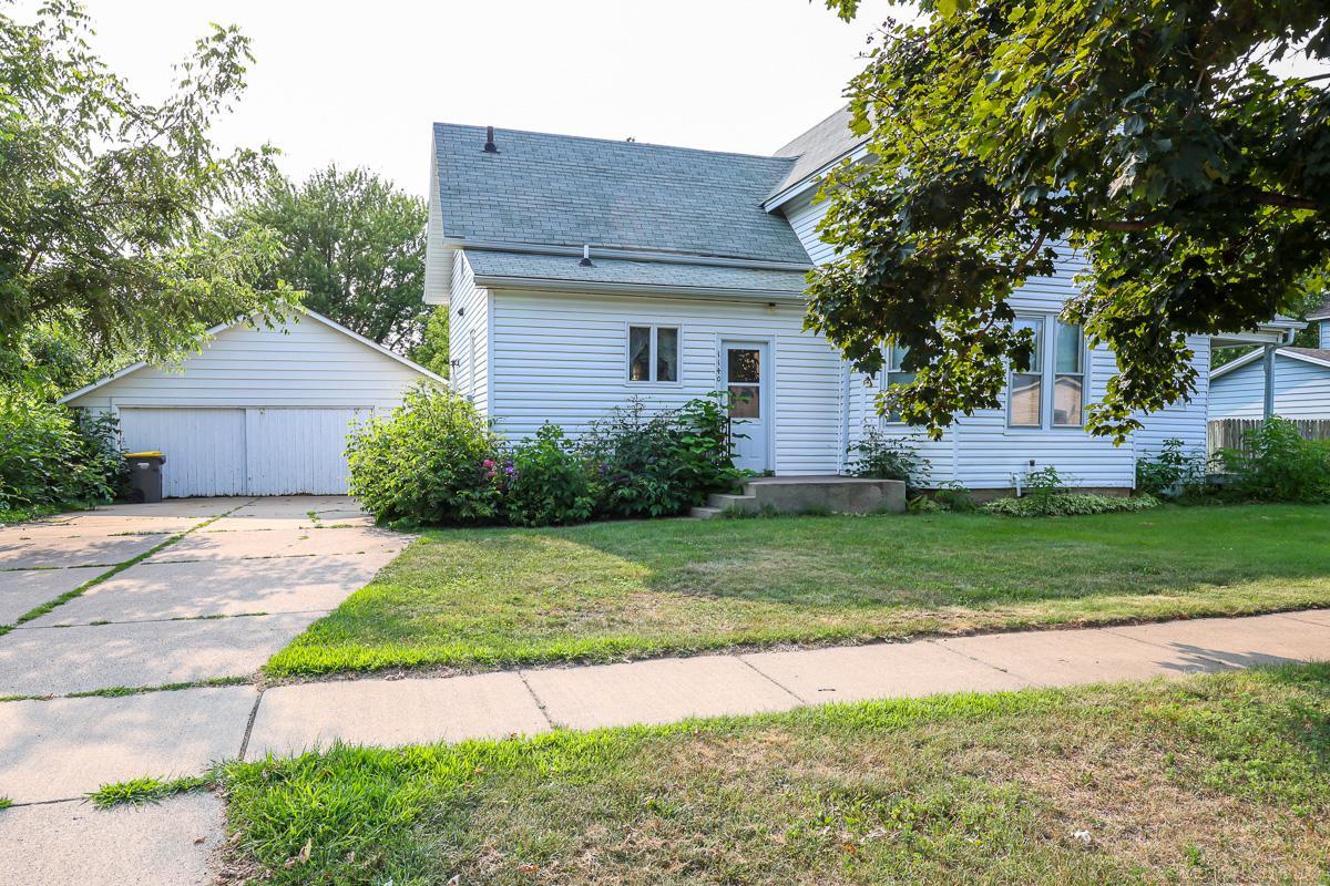 1140 12th Avenue Property Photo 1