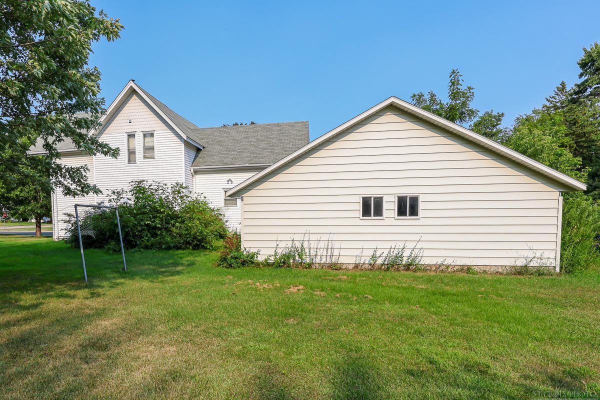 1140 12th Avenue Property Photo 4
