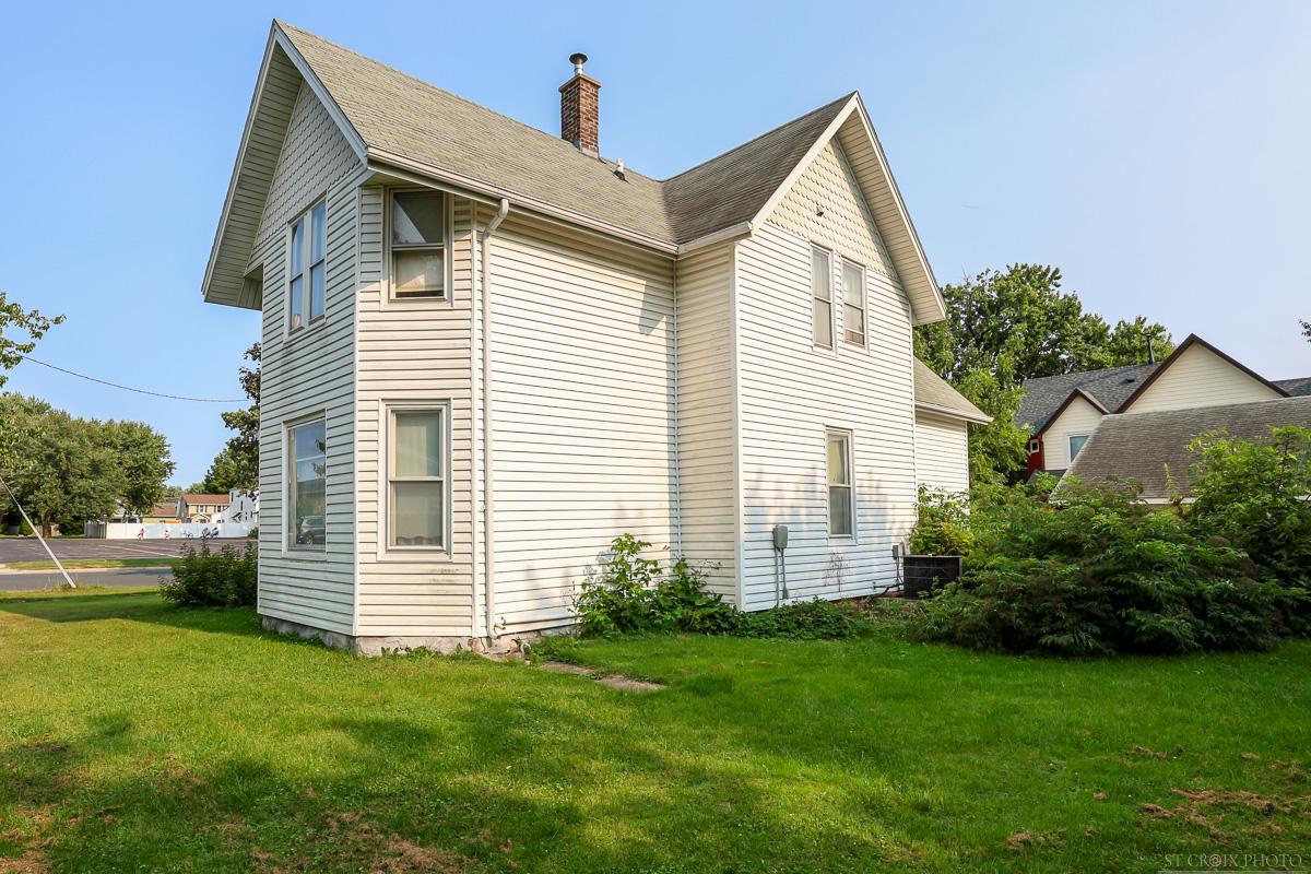 1140 12th Avenue Property Photo 5