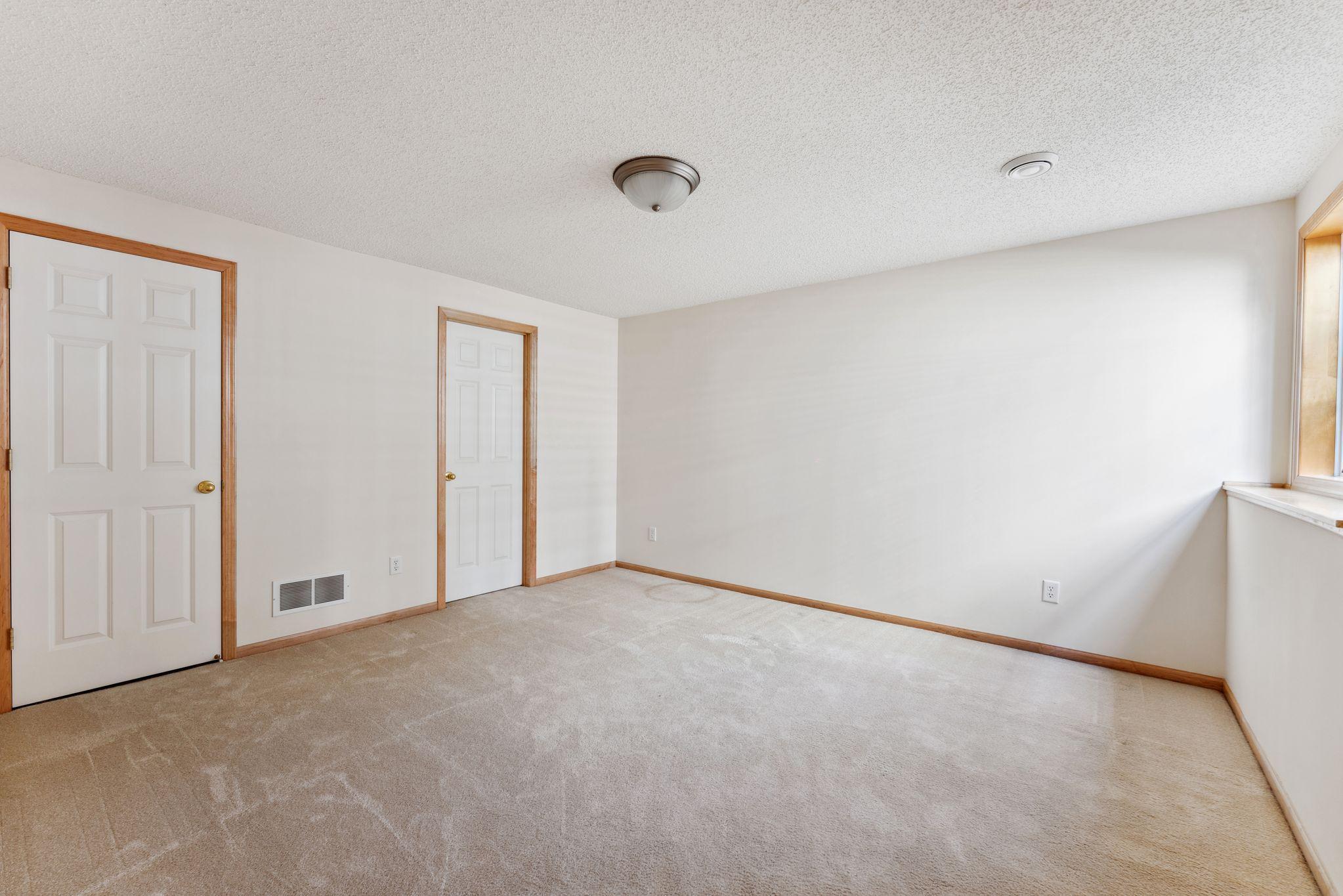 9902 Switch Grass Lane Property Photo 22