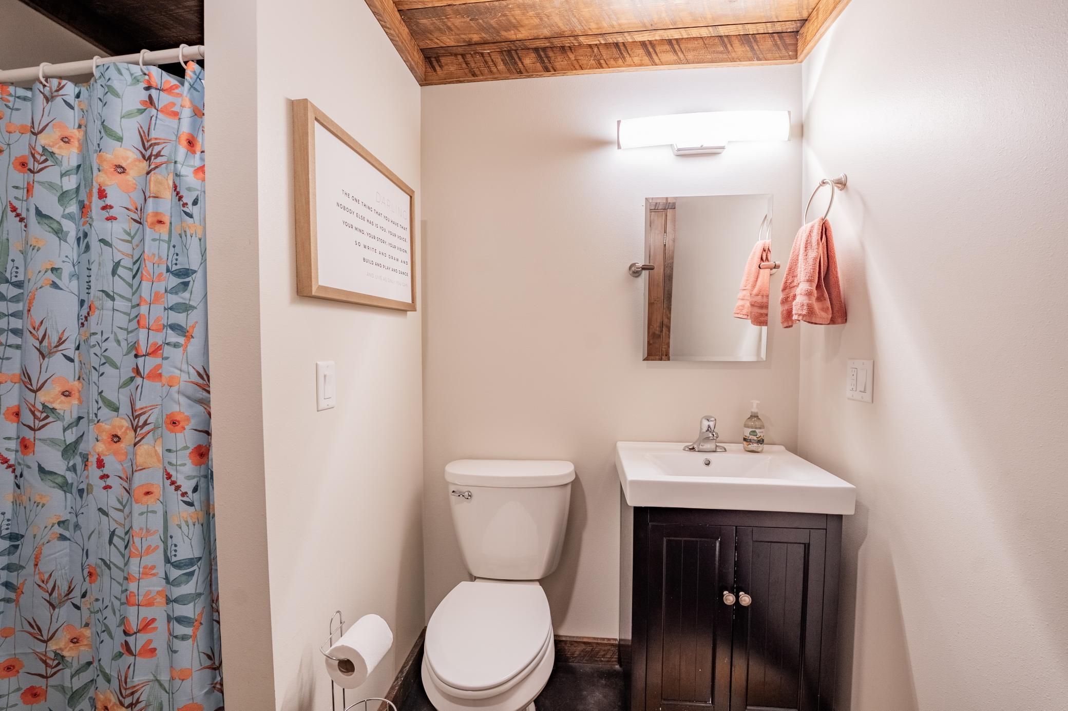 1704 Sierra Drive S Property Photo 44