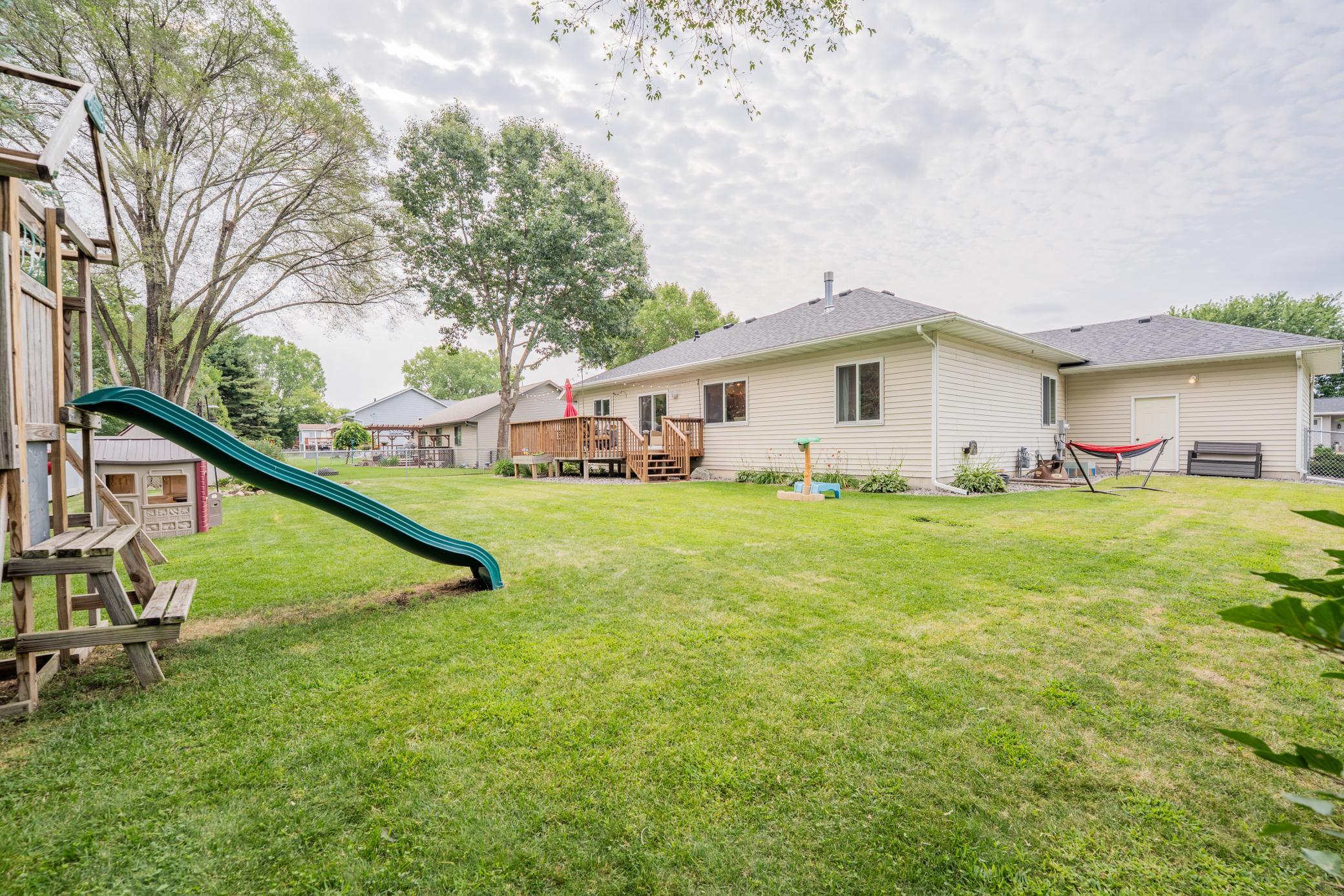 1704 Sierra Drive S Property Photo 54