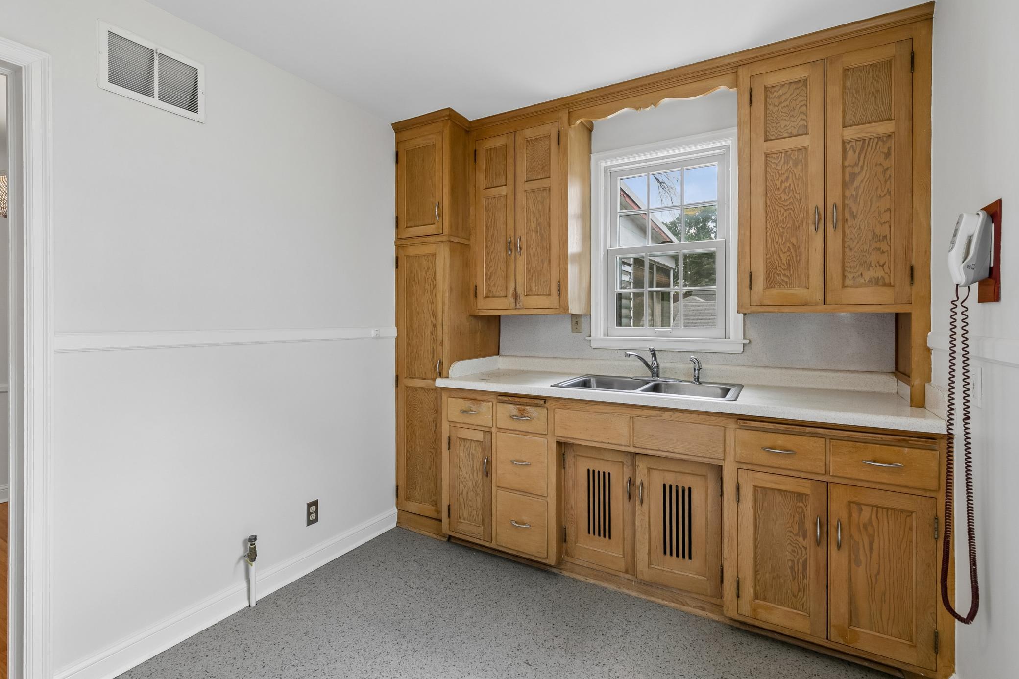 6015 4th Avenue S Property Photo 15
