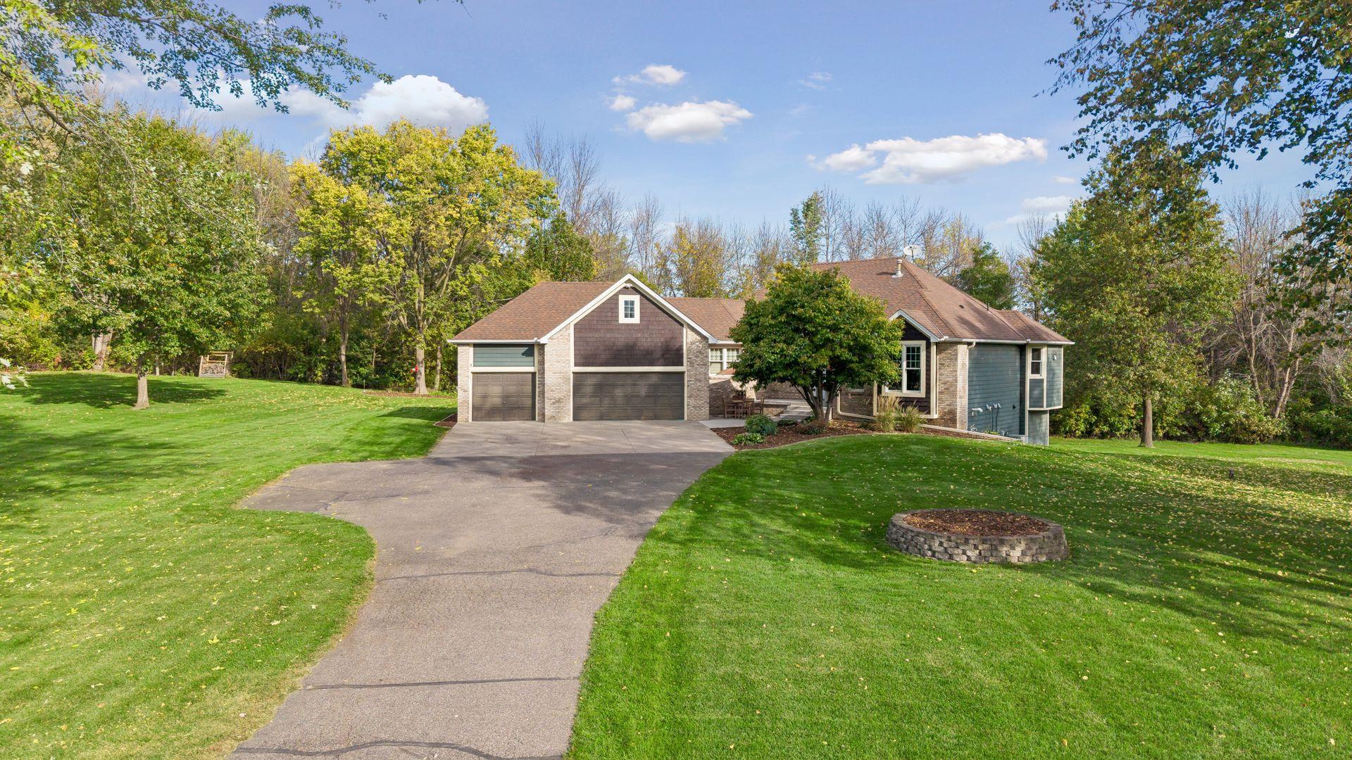 17830 N Diamond Lake Road Property Photo 1