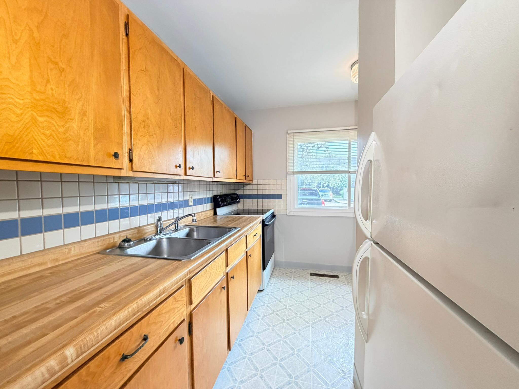 3961 18th Avenue Nw Property Photo 4