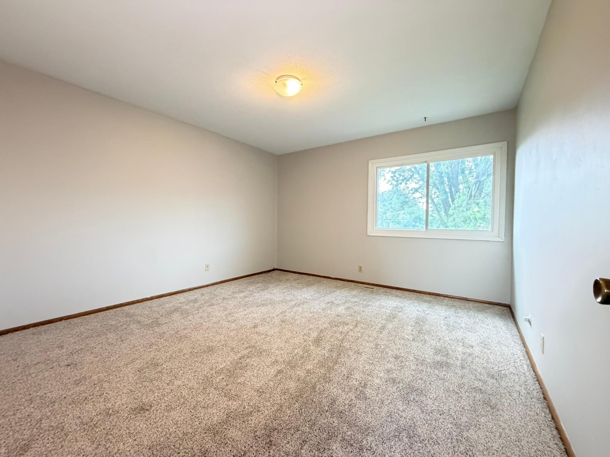 3961 18th Avenue Nw Property Photo 18