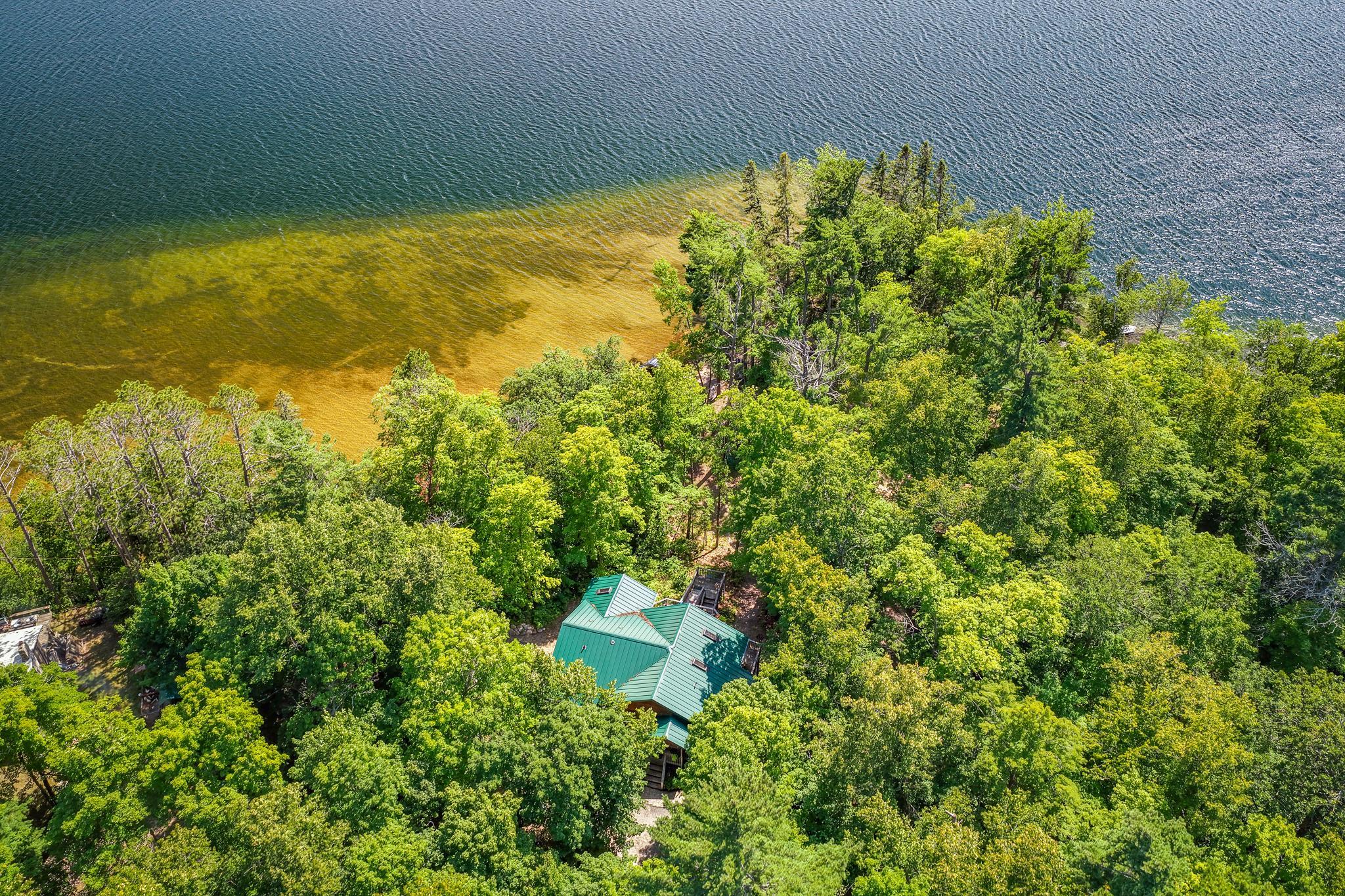 4050 Gryce Styne Road Ne Property Photo 1