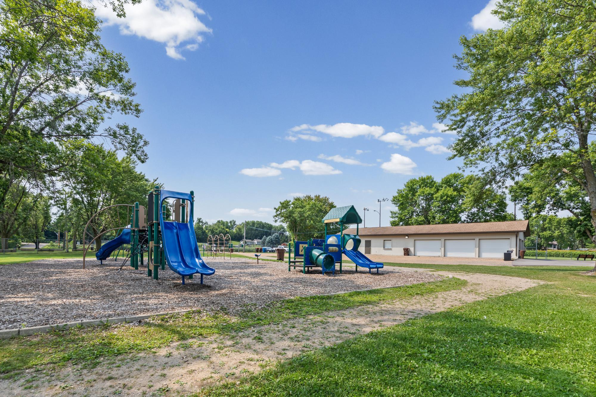 207 7th Street N Property Photo 49