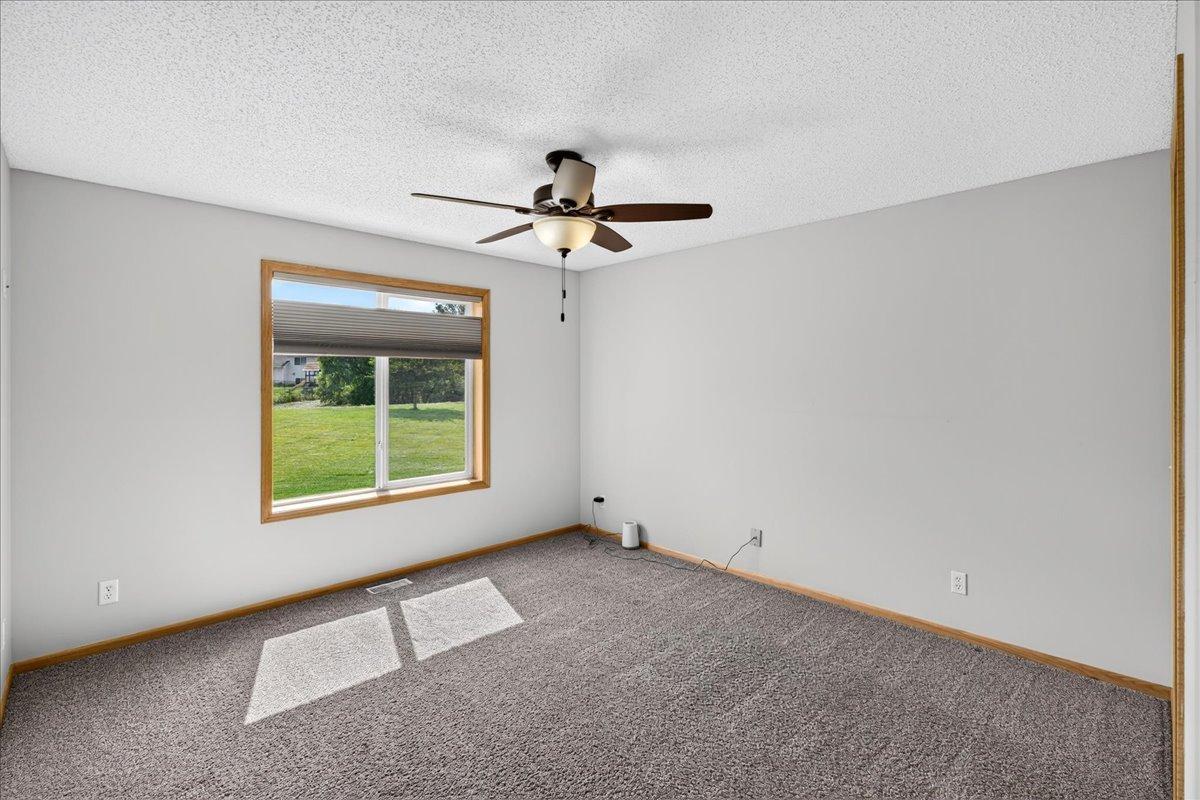 10509 64th Lane Ne Property Photo 15