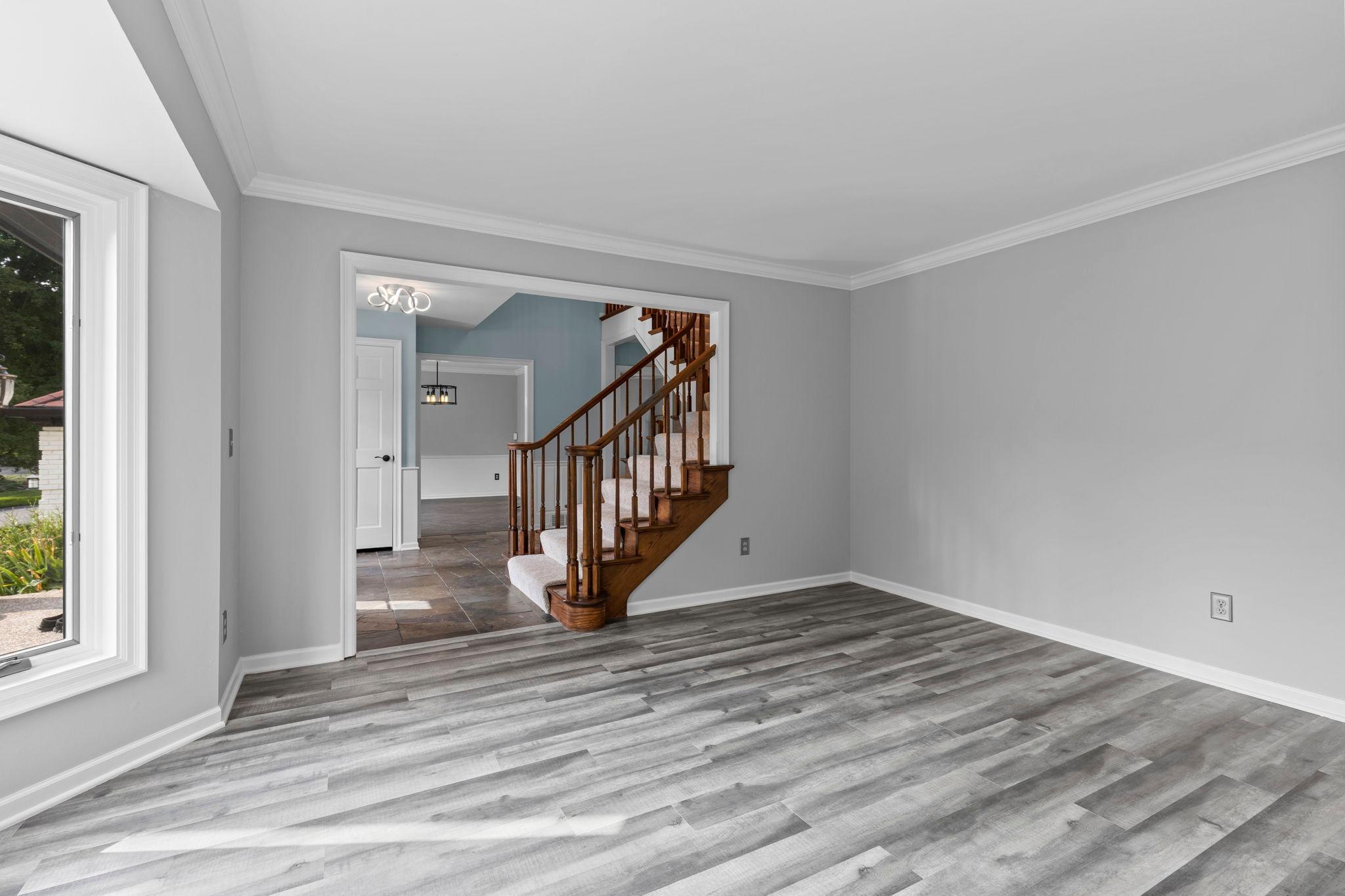 9348 Olympia Drive Property Photo 12