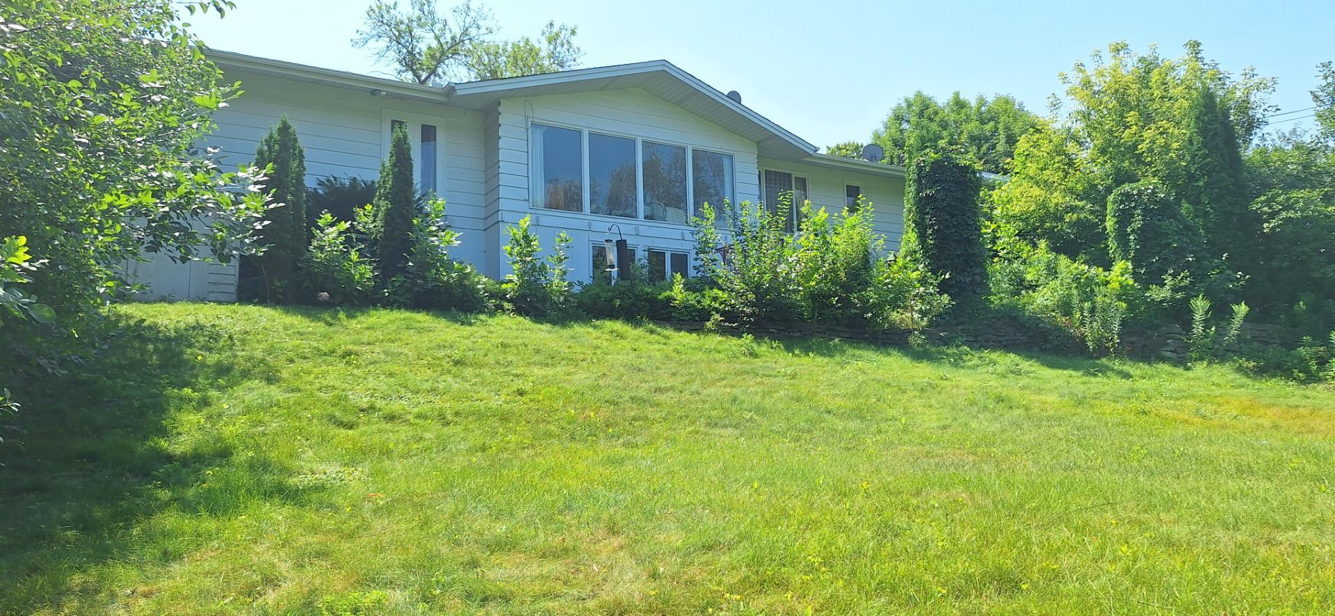 5212 W 61st Street Property Photo 4