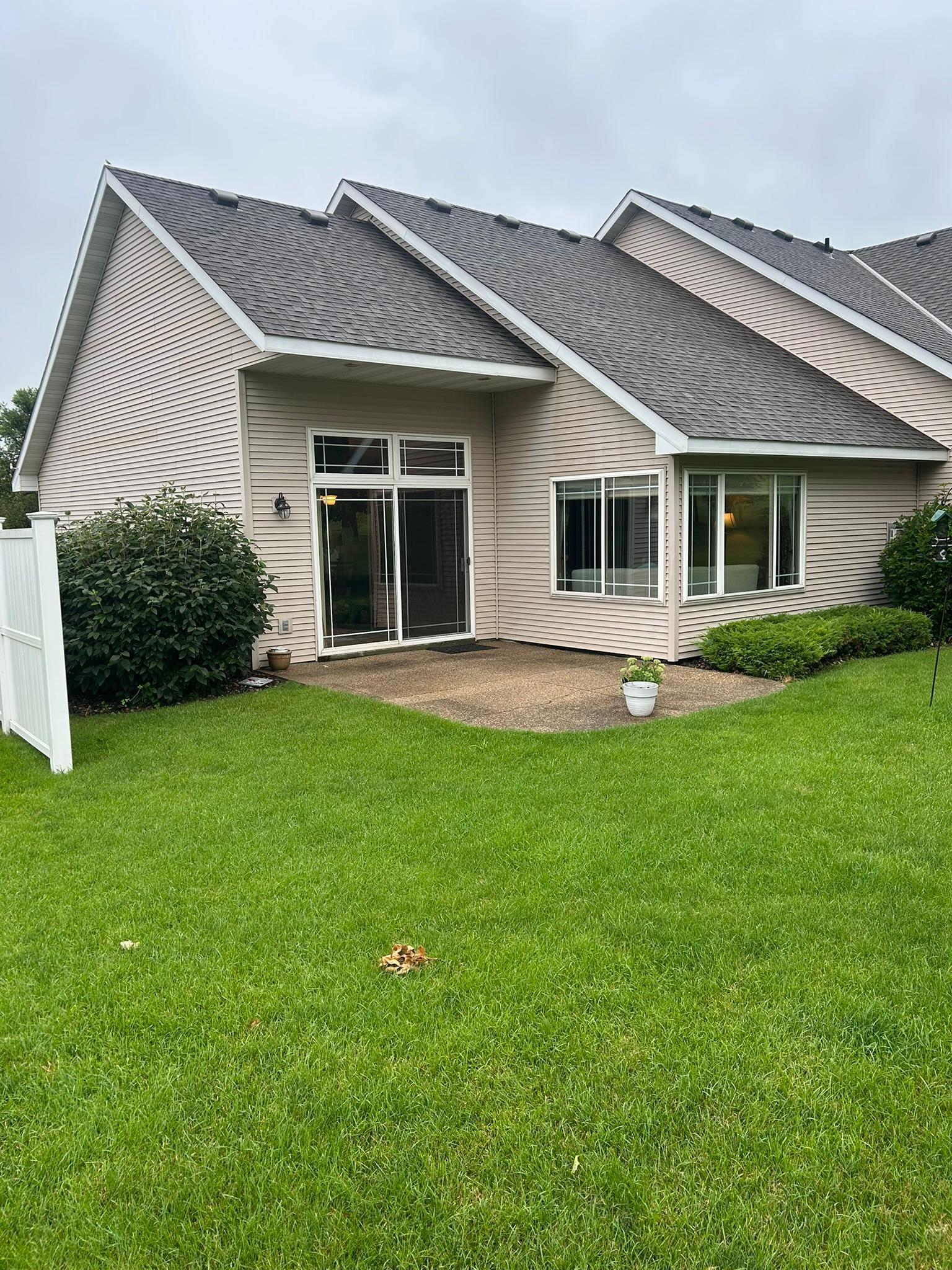 3310 Eagle Ridge Drive W Property Photo 4