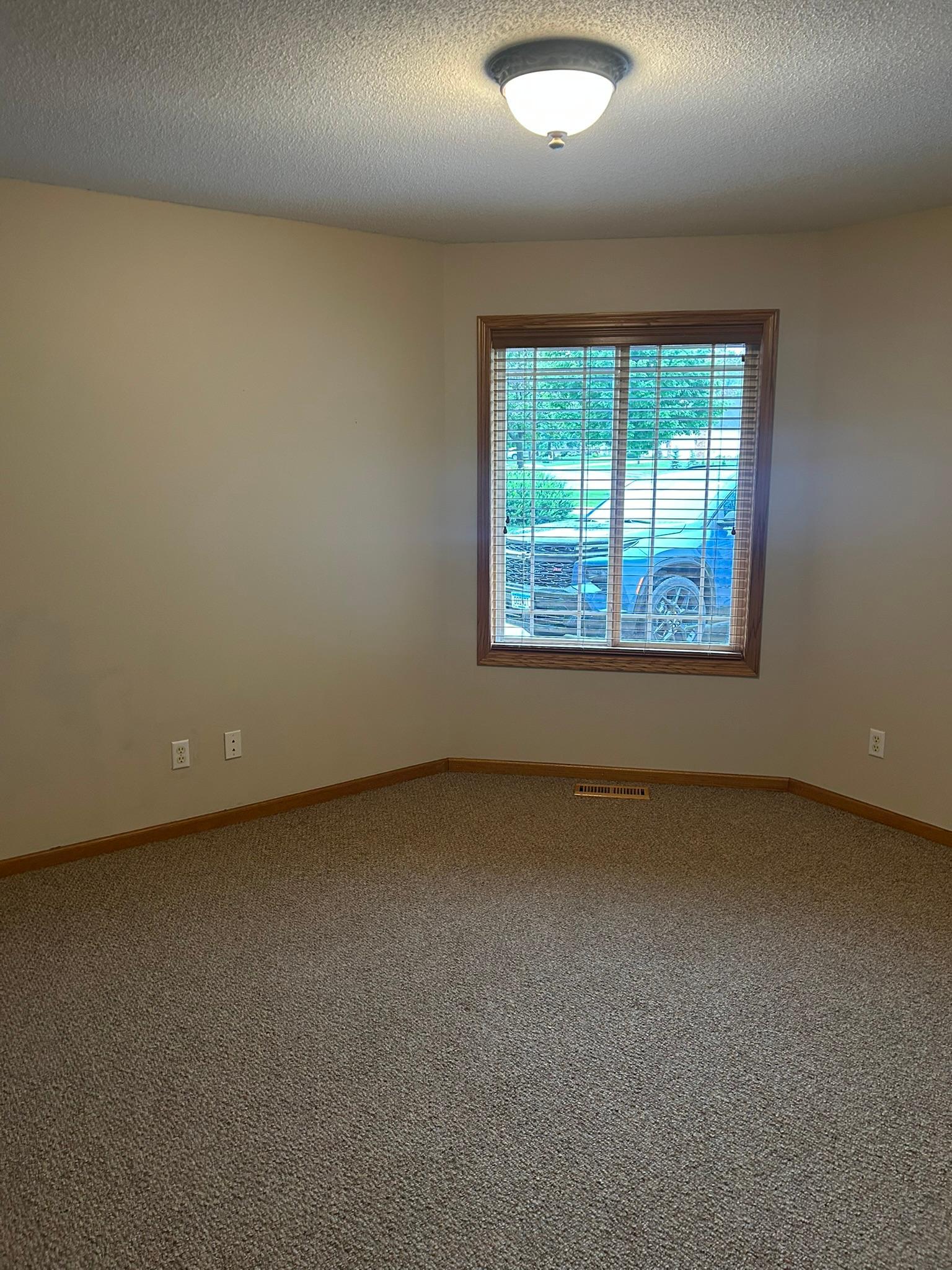 3310 Eagle Ridge Drive W Property Photo 20
