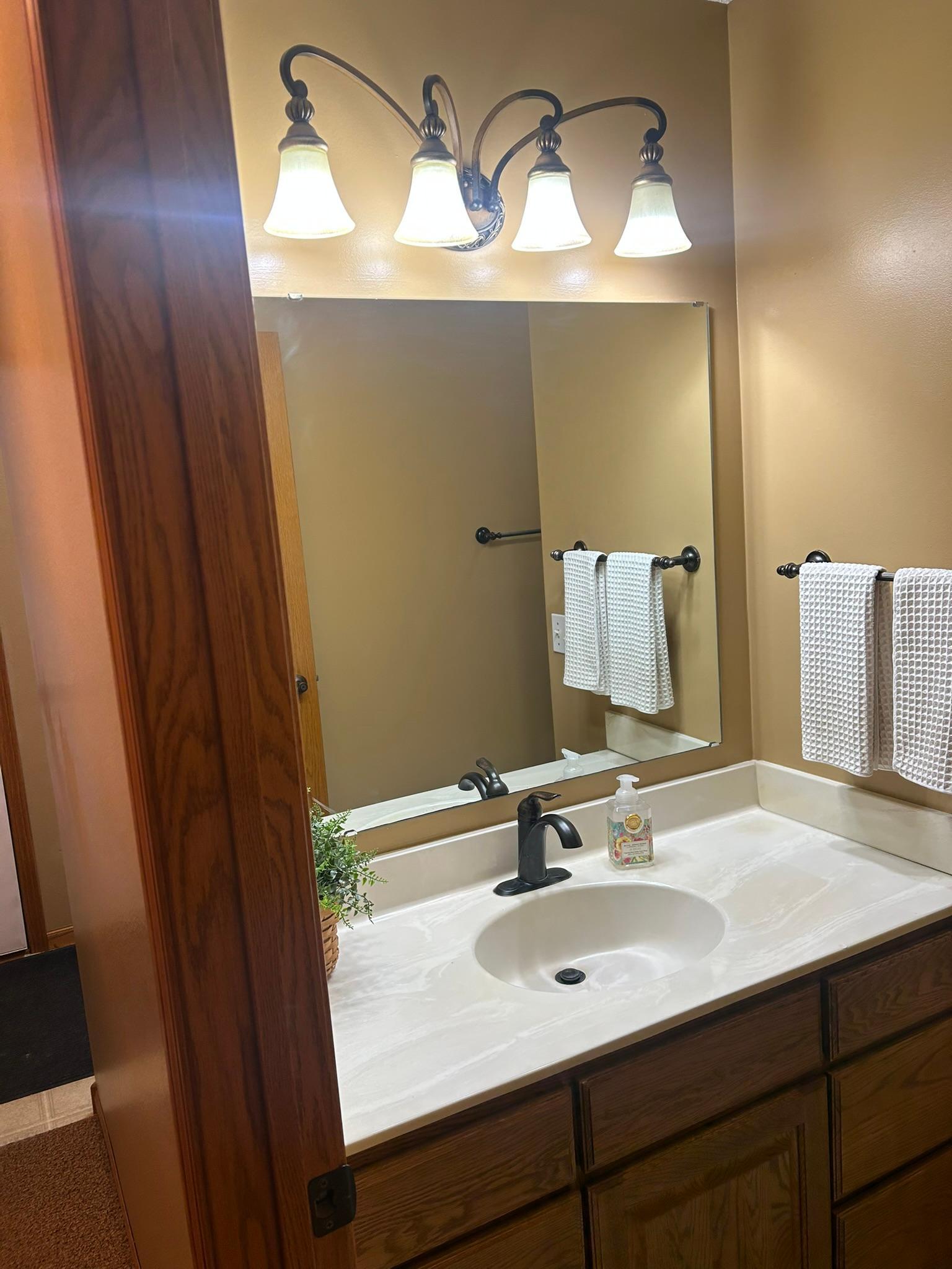 3310 Eagle Ridge Drive W Property Photo 23