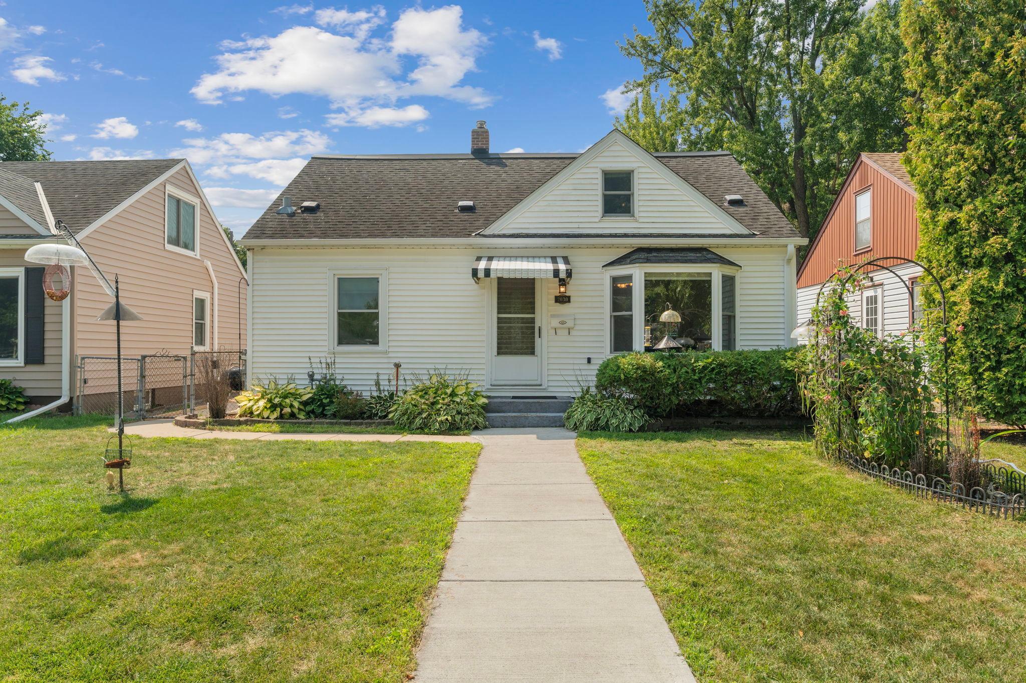 2030 Magoffin Avenue Property Photo 1