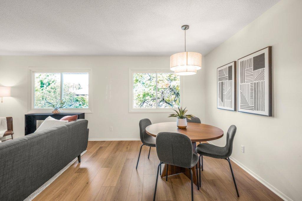11934 70th Place N Property Photo 7
