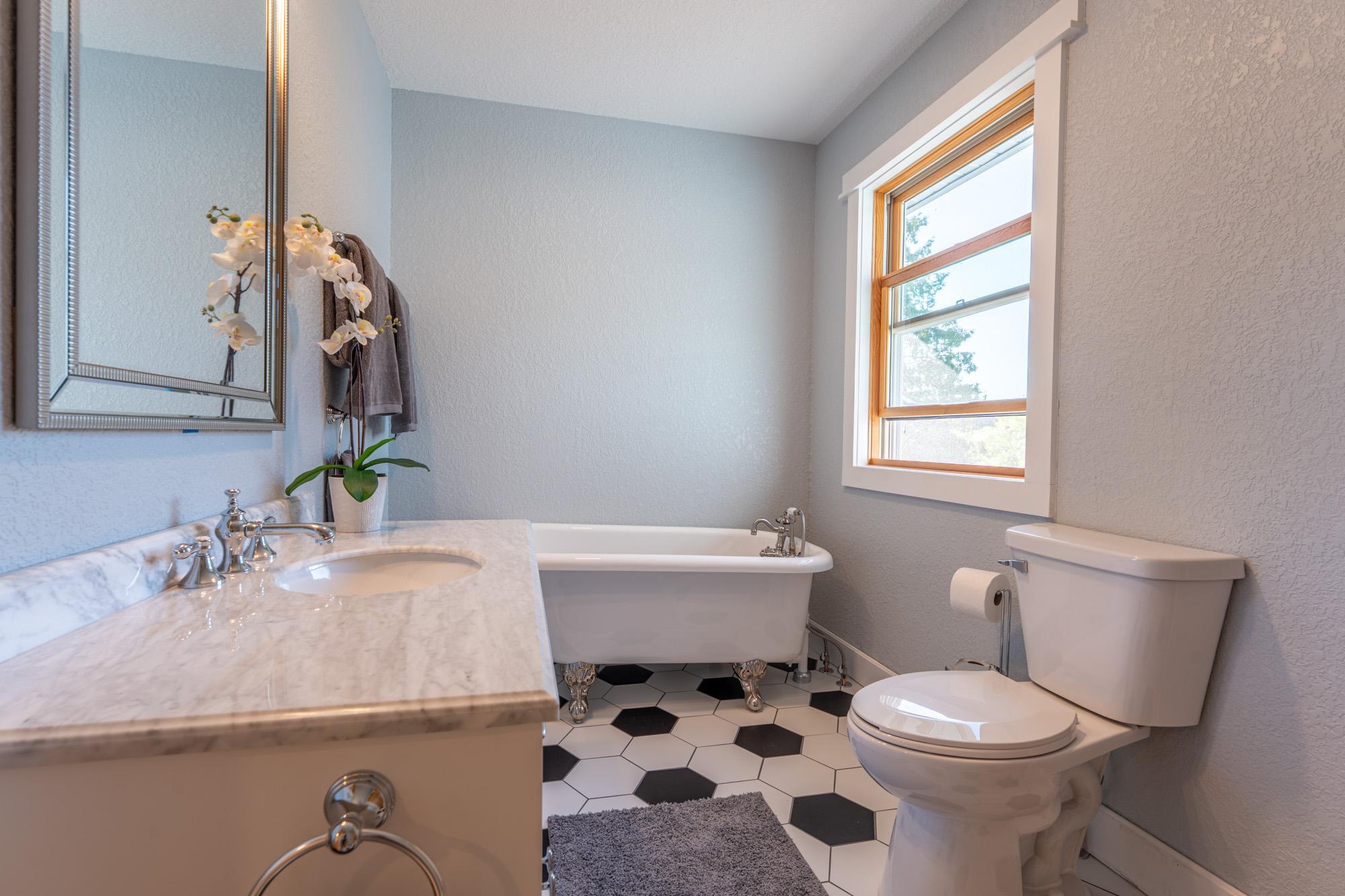 309 2nd Street N Property Photo 37