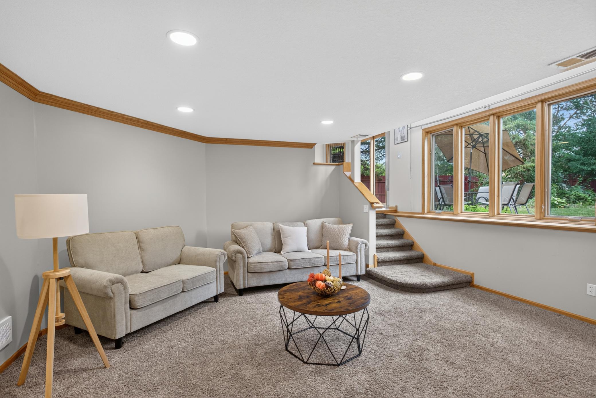 2117 Edinbrook Terrace Property Photo 8