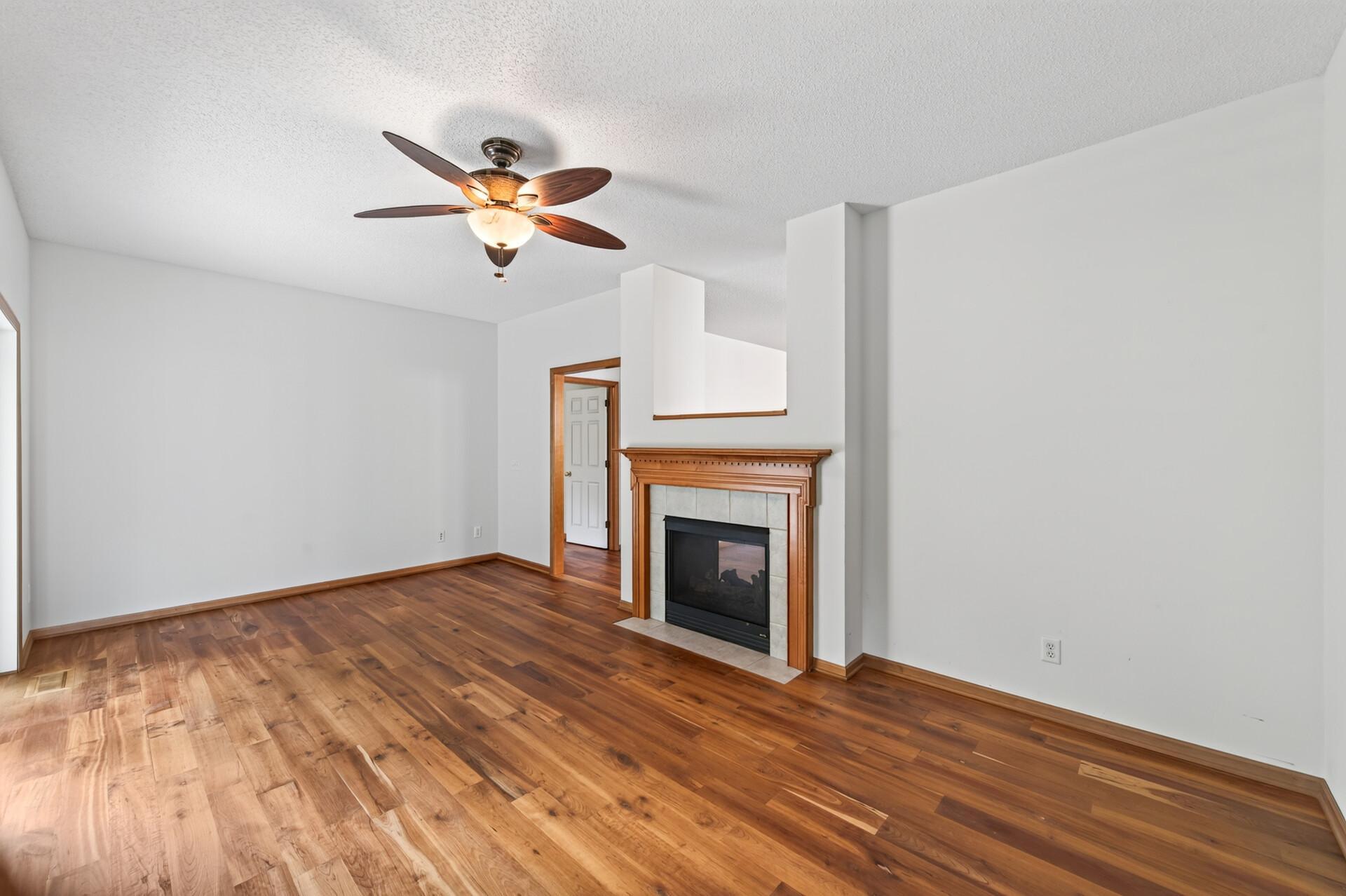 10986 Thone Road Property Photo 11