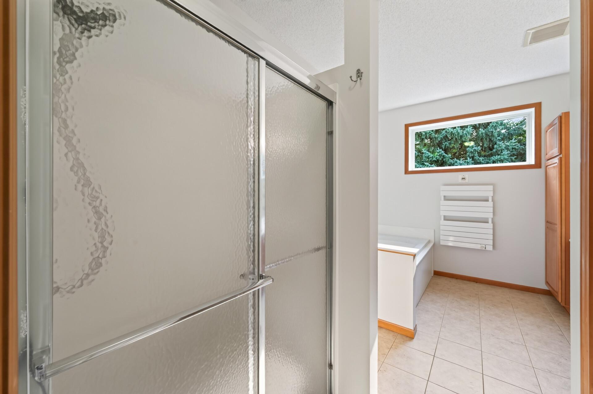 10986 Thone Road Property Photo 17