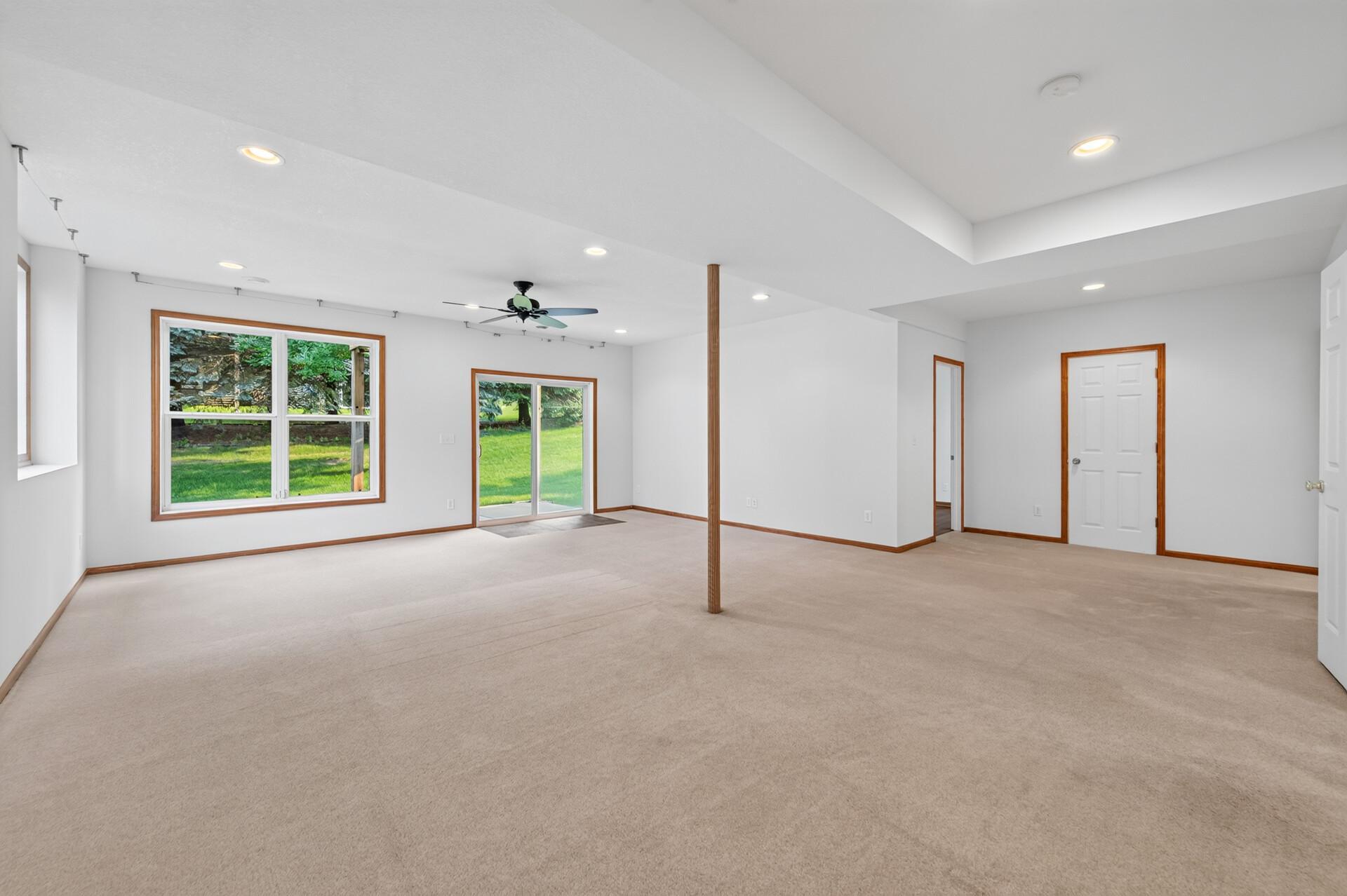 10986 Thone Road Property Photo 24