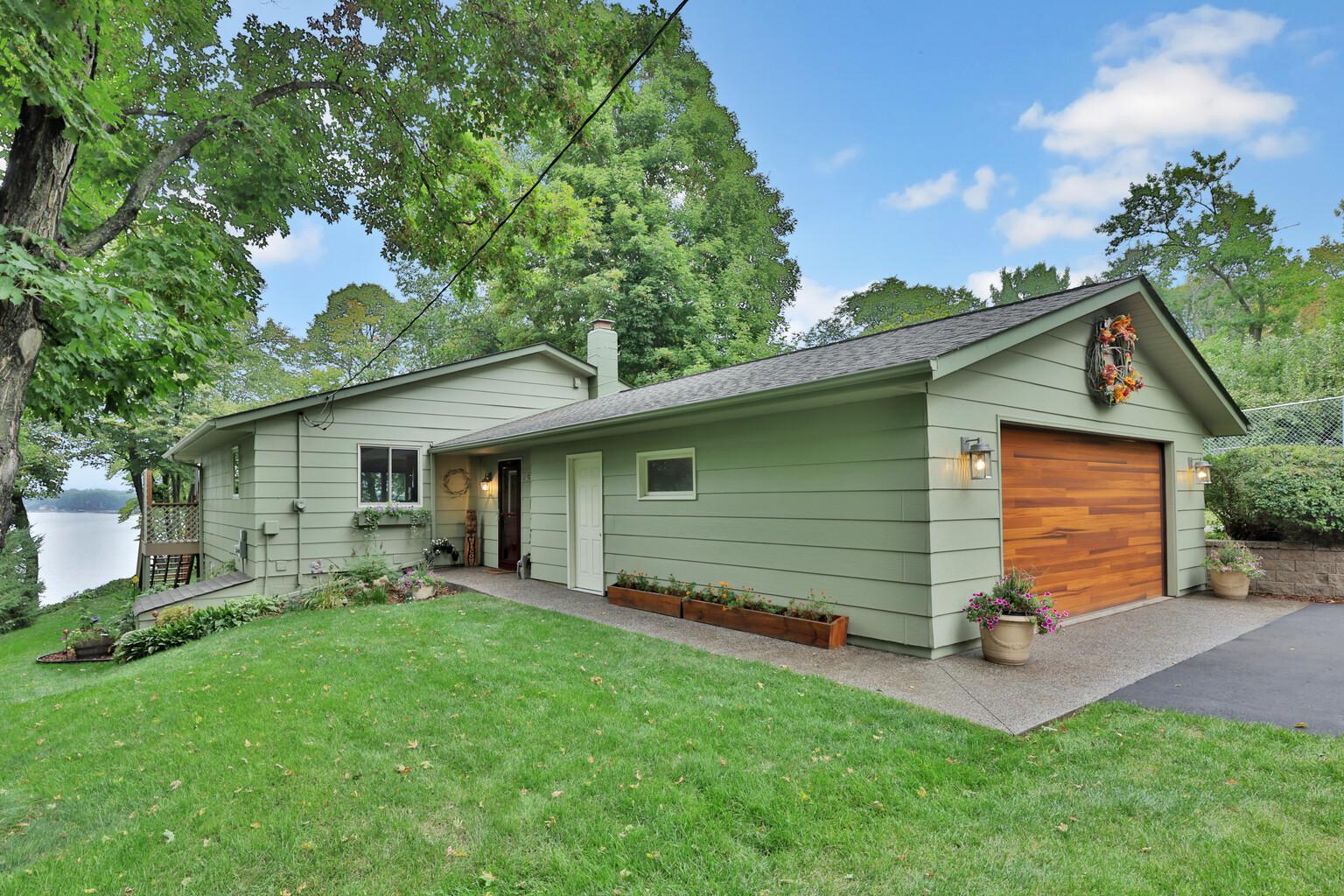 29166 Glader Boulevard Property Photo 5
