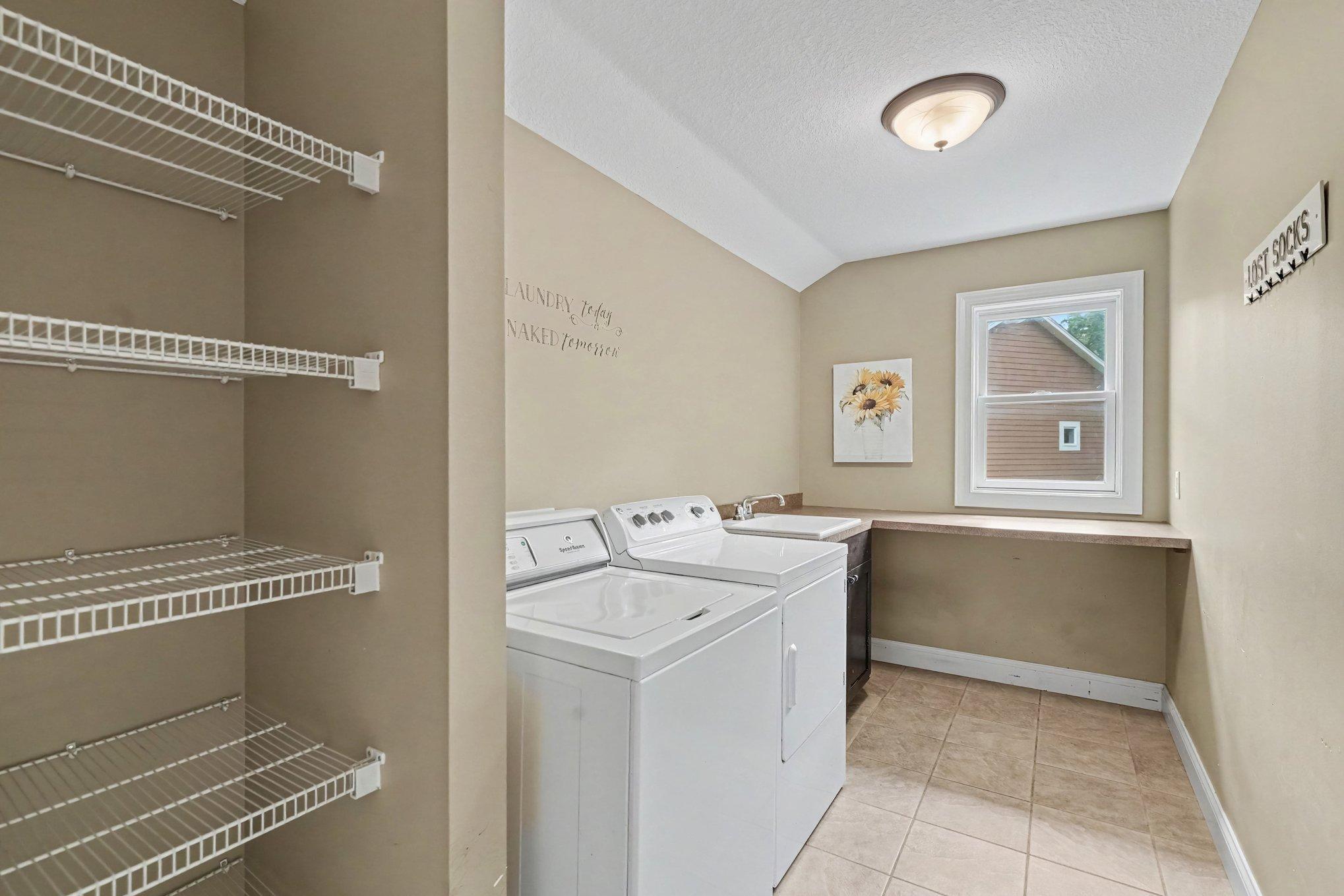 11665 Azure Court Property Photo 43