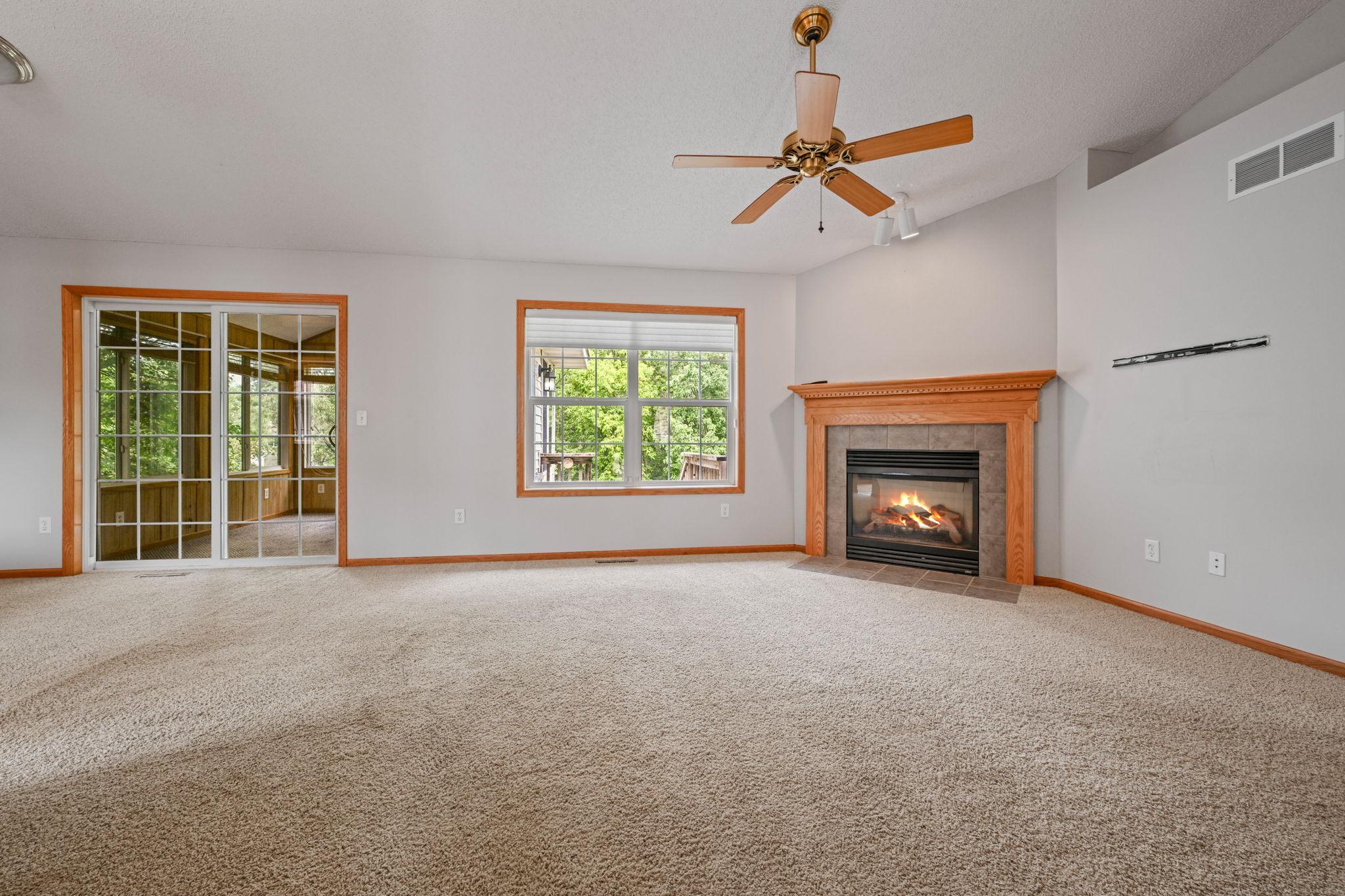 4715 190th Street W Property Photo 5