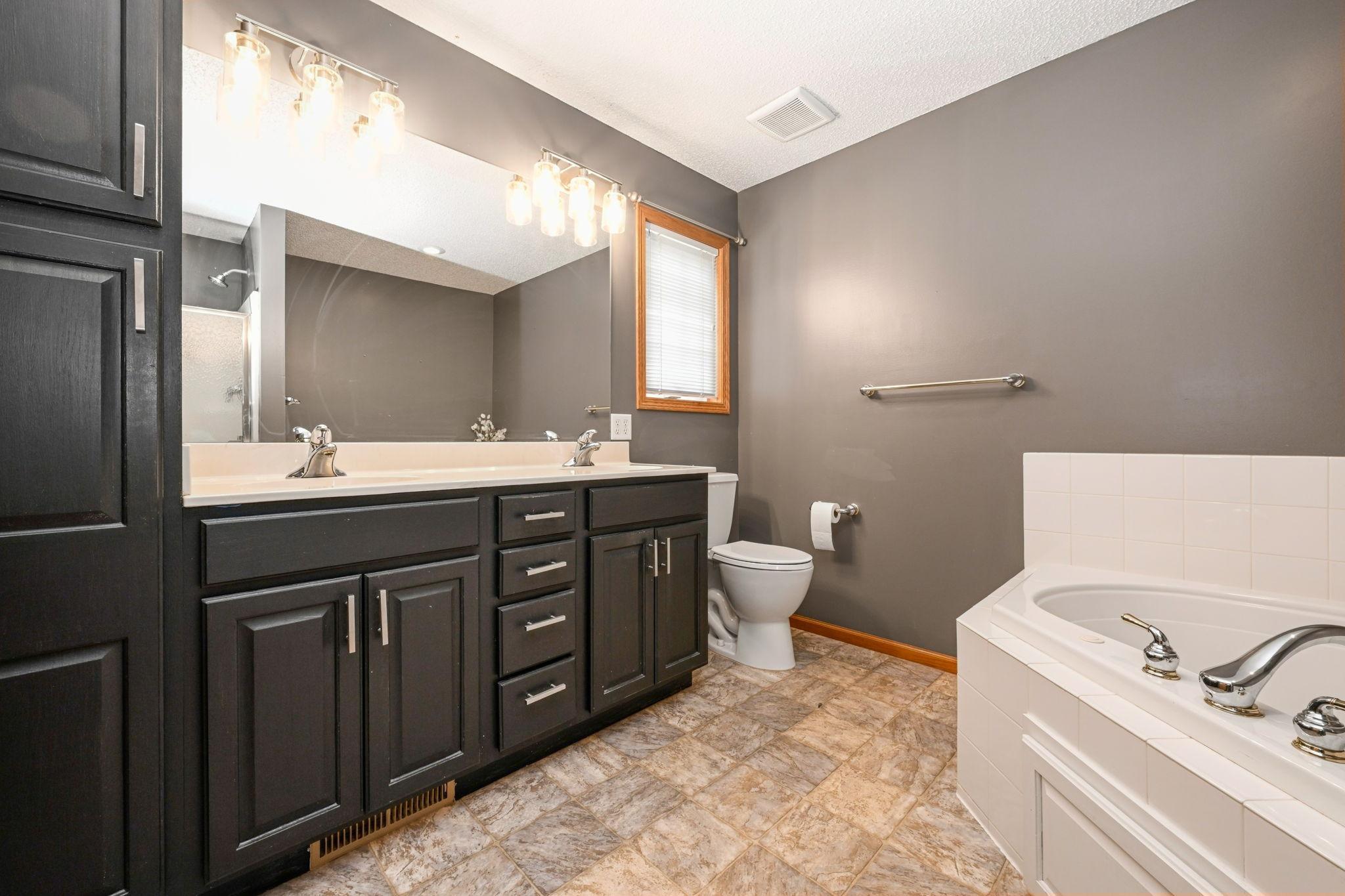 4715 190th Street W Property Photo 18