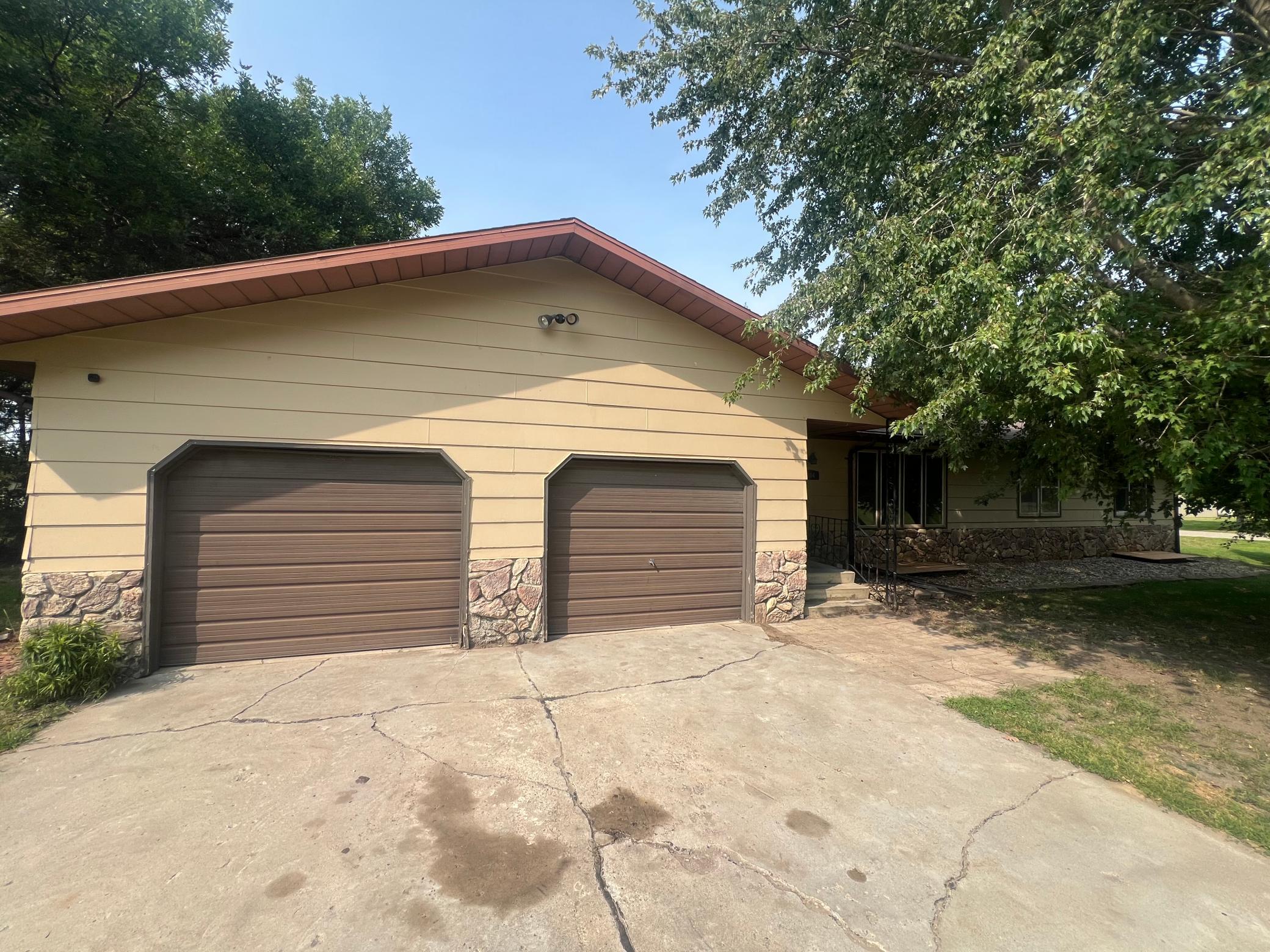304 5th Street Property Photo 1