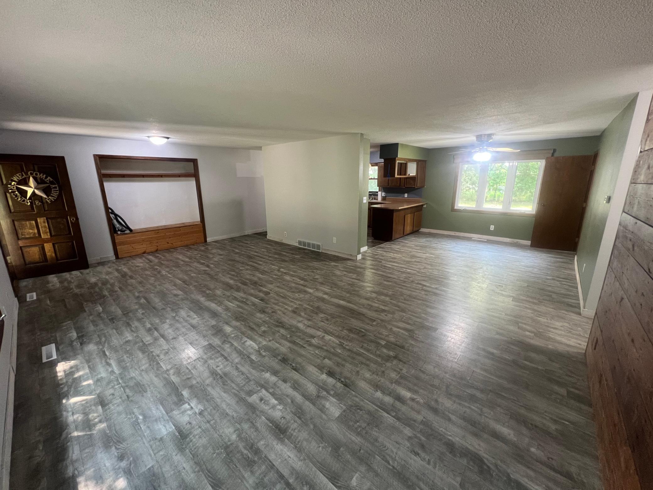 304 5th Street Property Photo 6