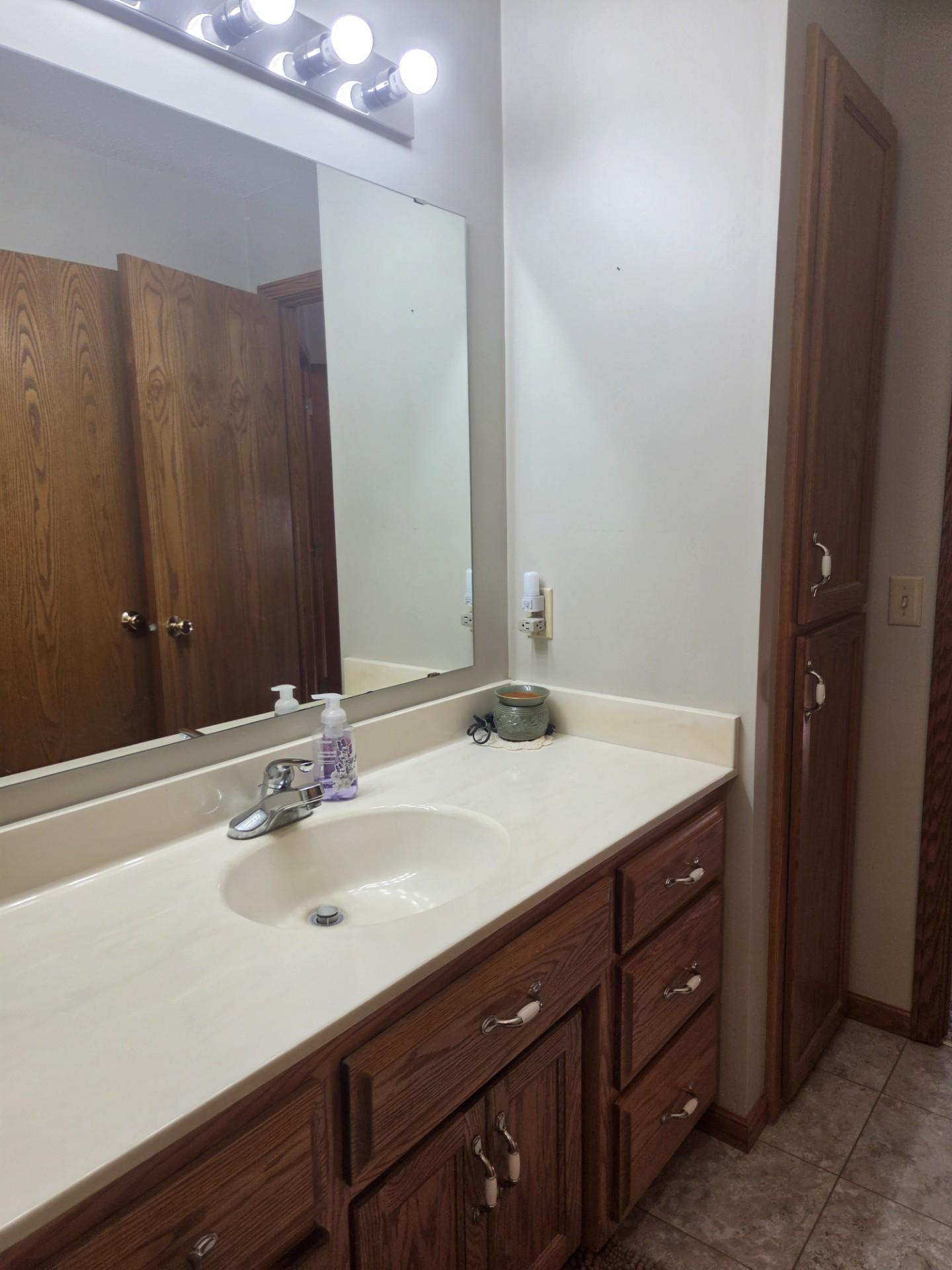 1819 Eastern Star Loop Property Photo 12