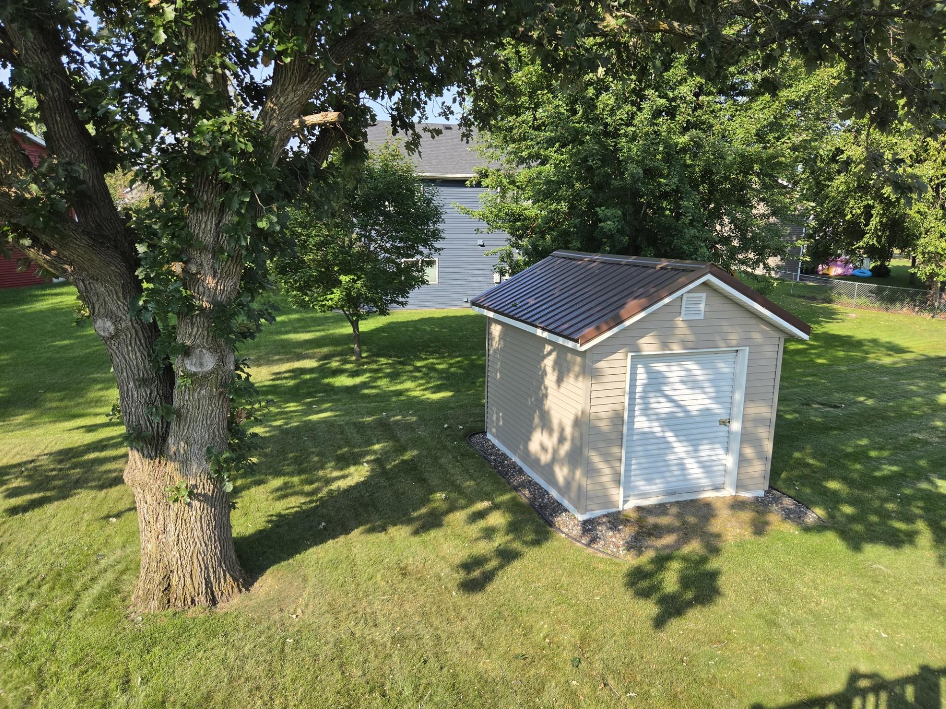 1819 Eastern Star Loop Property Photo 19