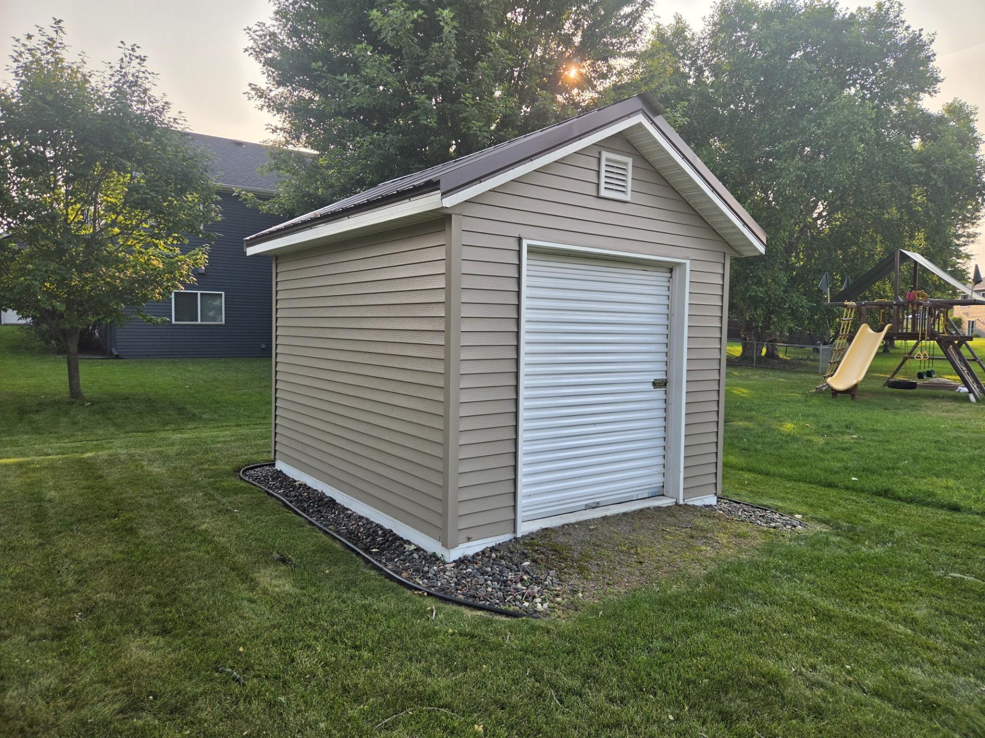 1819 Eastern Star Loop Property Photo 33