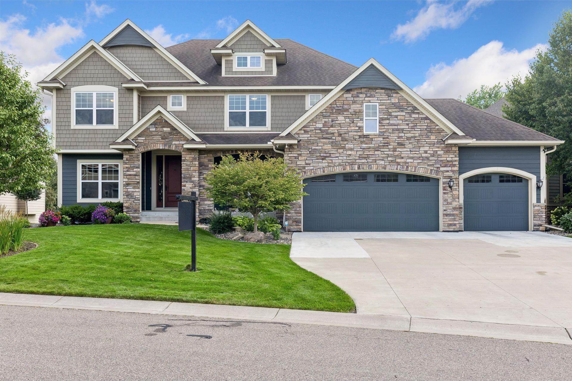 16095 54th Avenue N Property Photo 1