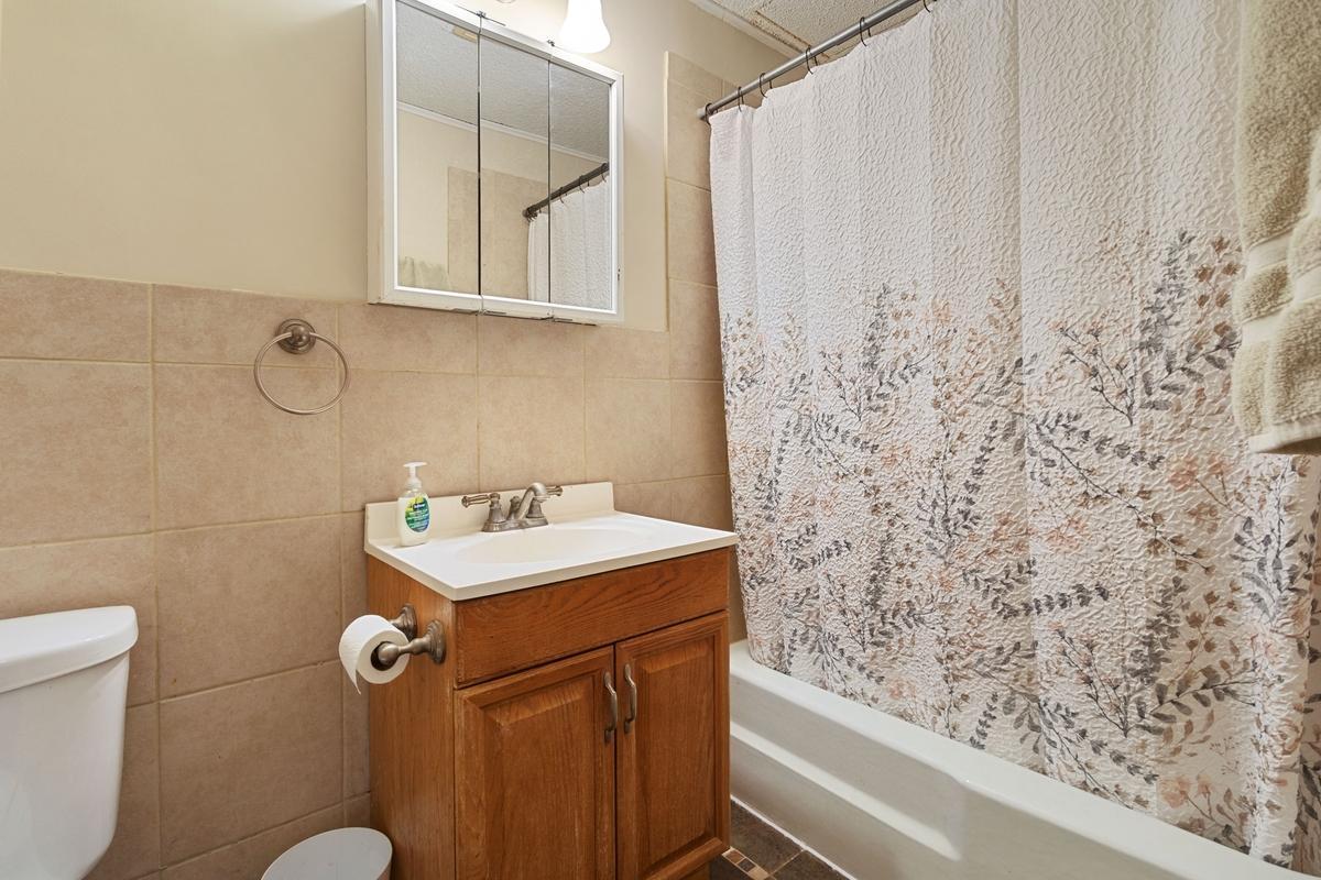 2616 Harriet Avenue 110 Property Photo 11