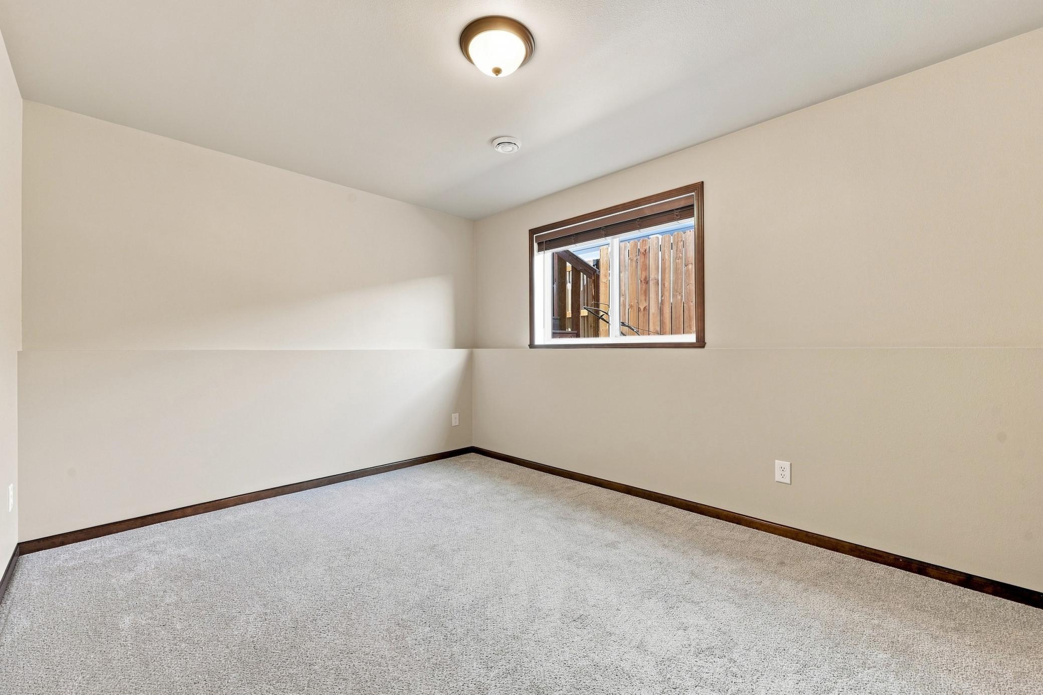 3316 Maple Leaf Loop S Property Photo 20
