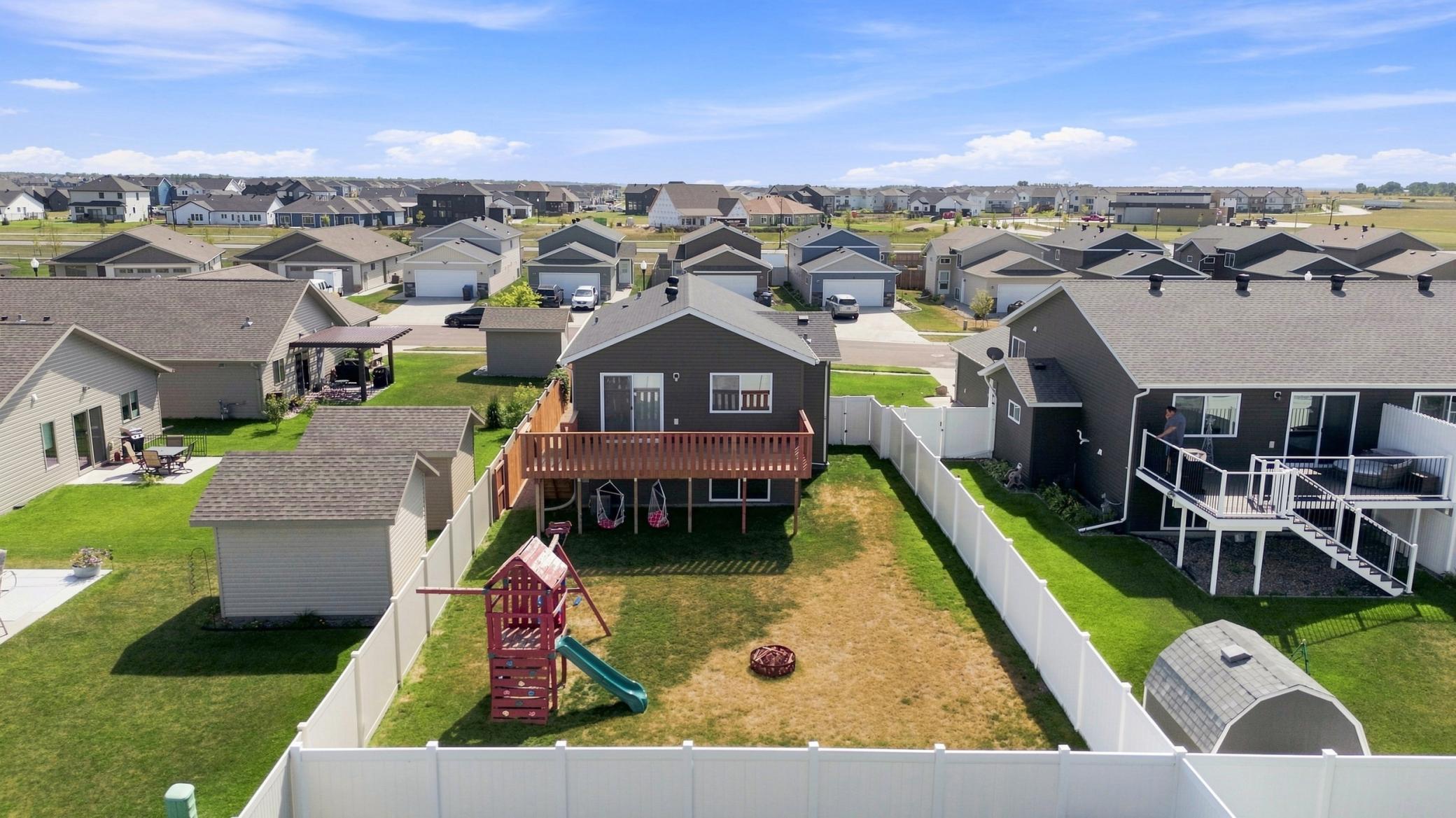 3316 Maple Leaf Loop S Property Photo 30