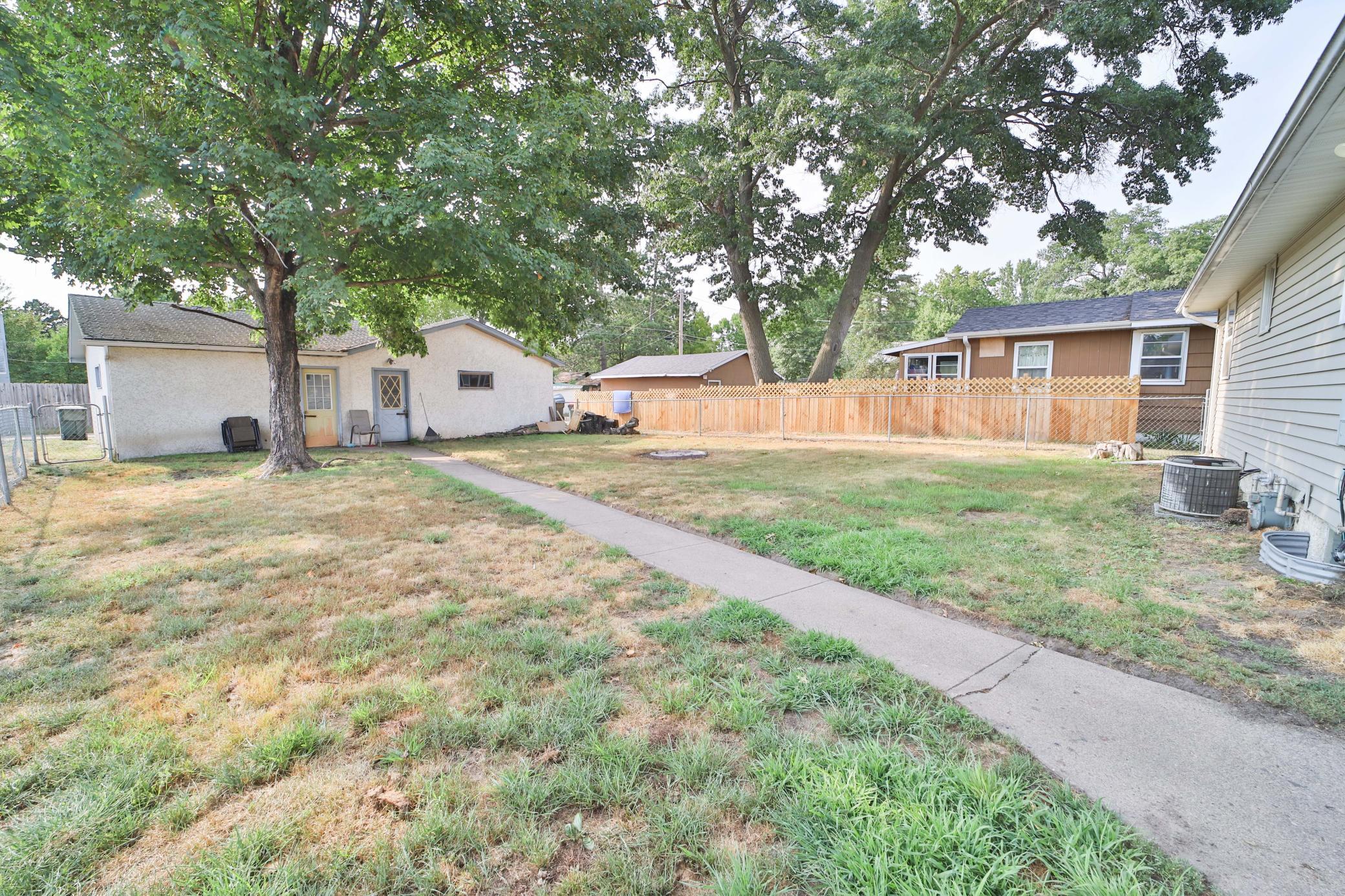 1015 13th Avenue Ne Property Photo 37