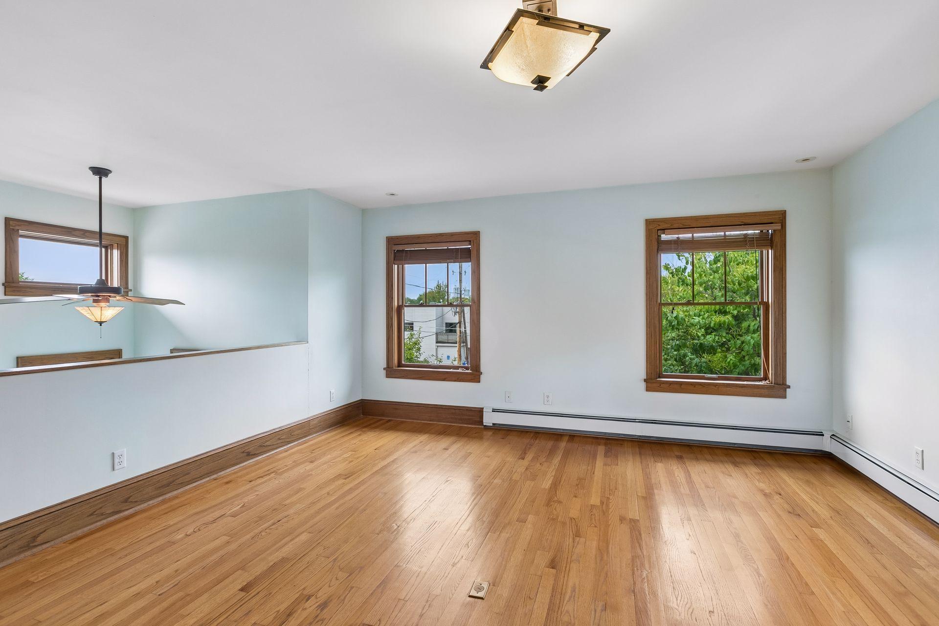 2043 Berkeley Avenue Property Photo 28