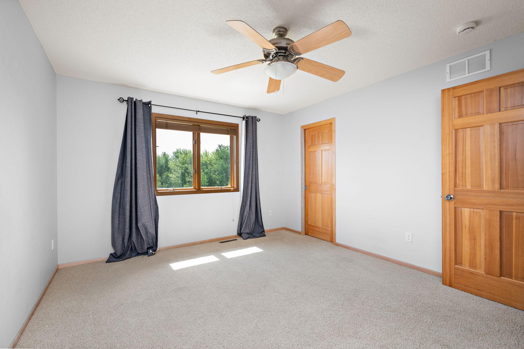 6786 Yellowstone Lane N Property Photo 20