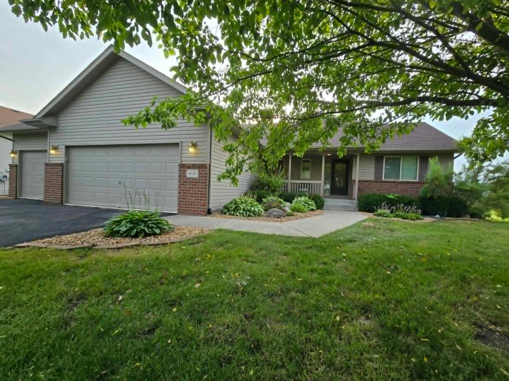 1015 Bluestem Lane Property Photo 1